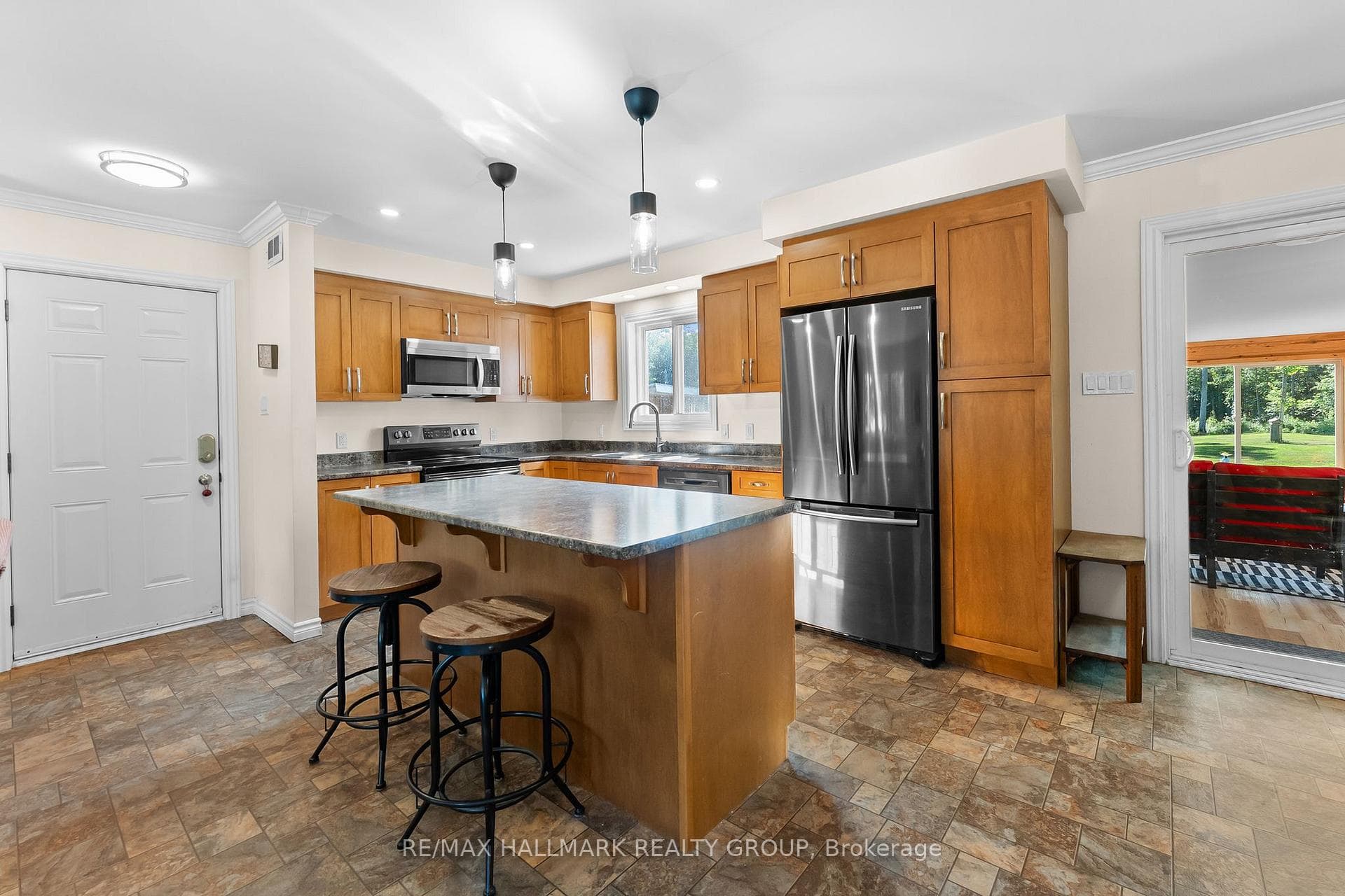 466 Stewartville Road photo 27