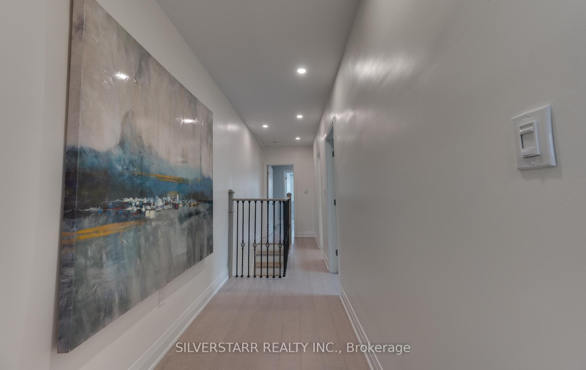 72 Harvie Avenue photo 20