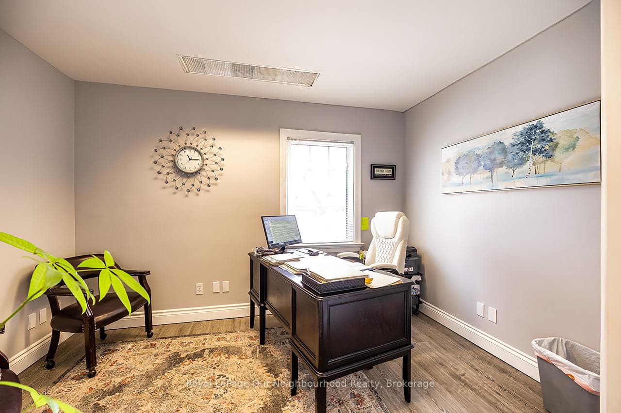 71 Albert Street photo 23