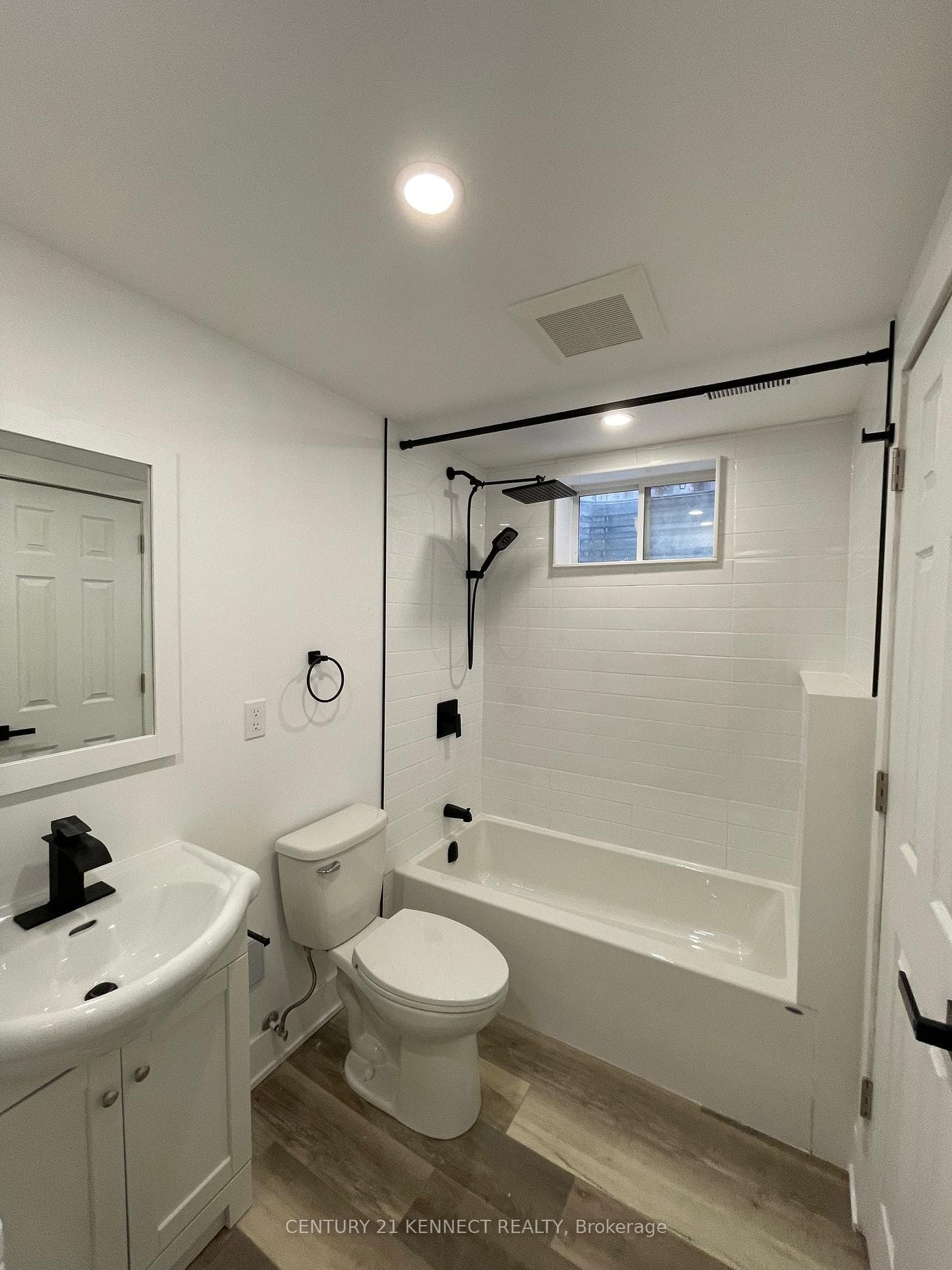 35 Drake Drive Unit Bsmt photo 10