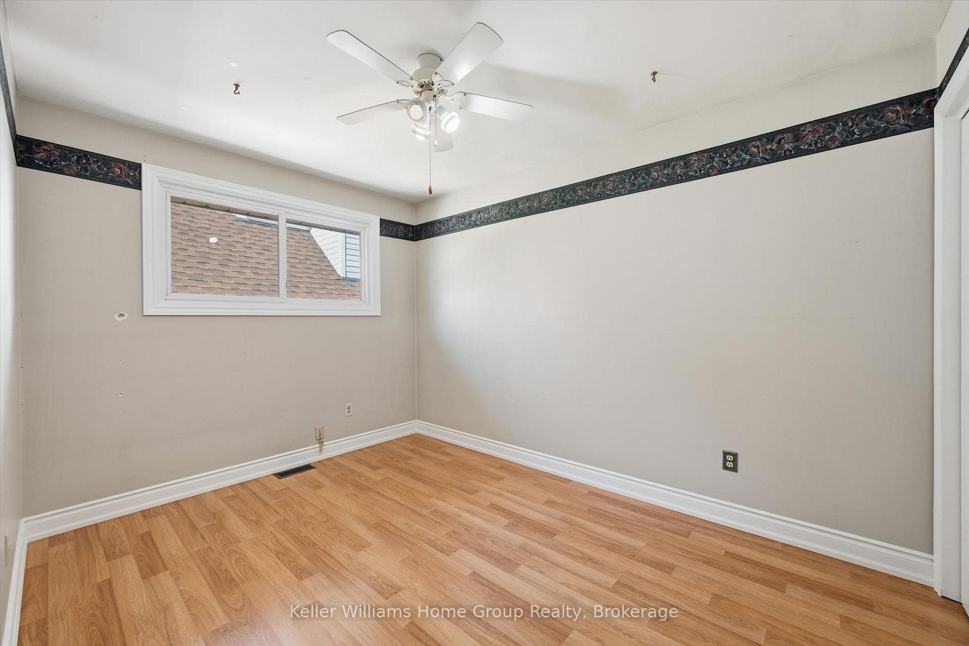 1233 5 Highway photo 20