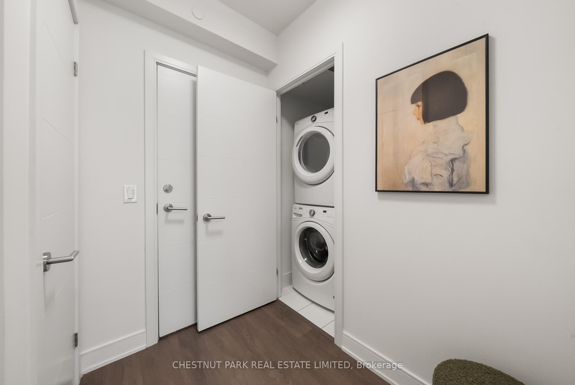525 Adelaide Street Unit 923 photo 18