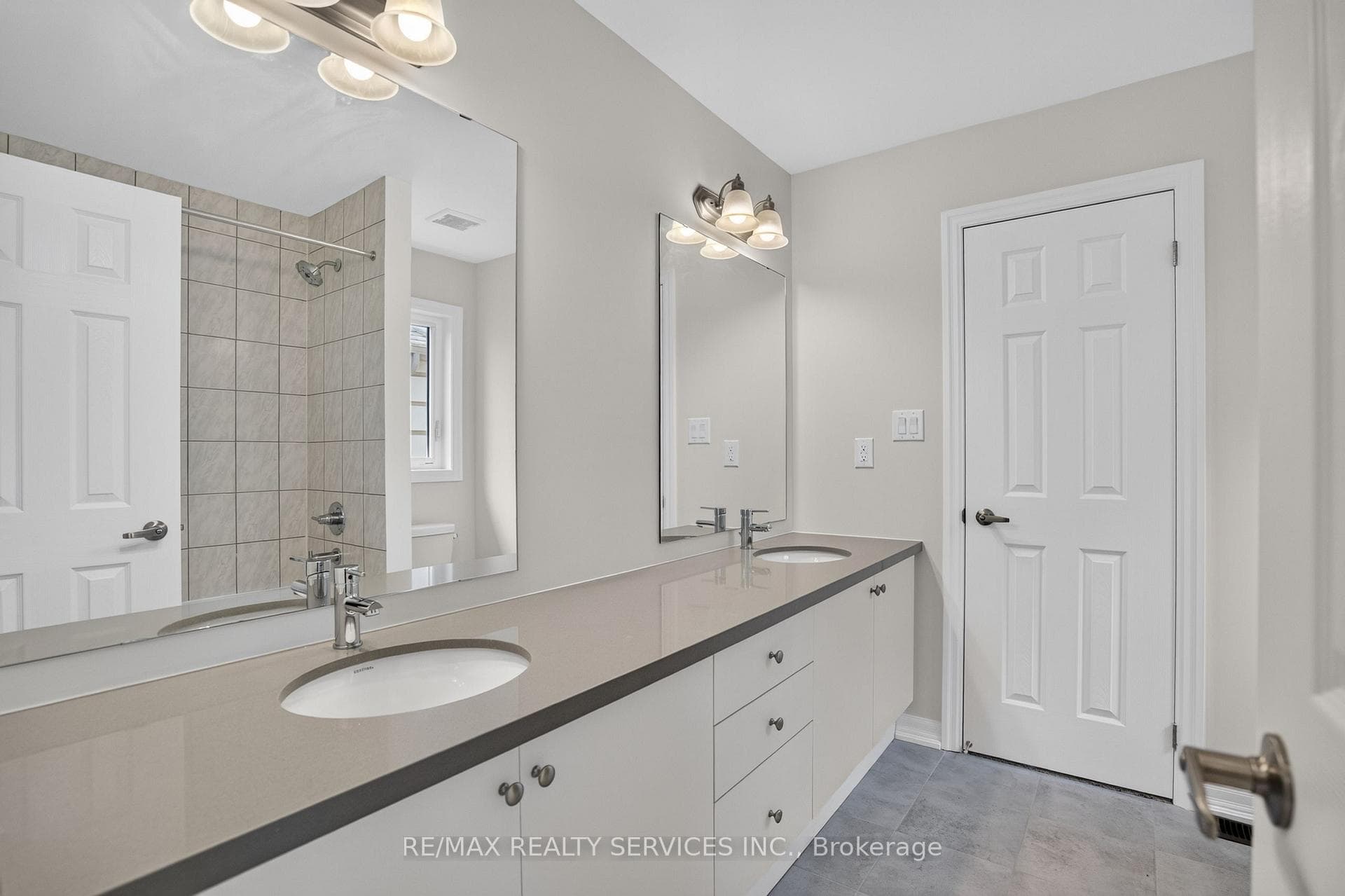 244 Warden Street photo 43