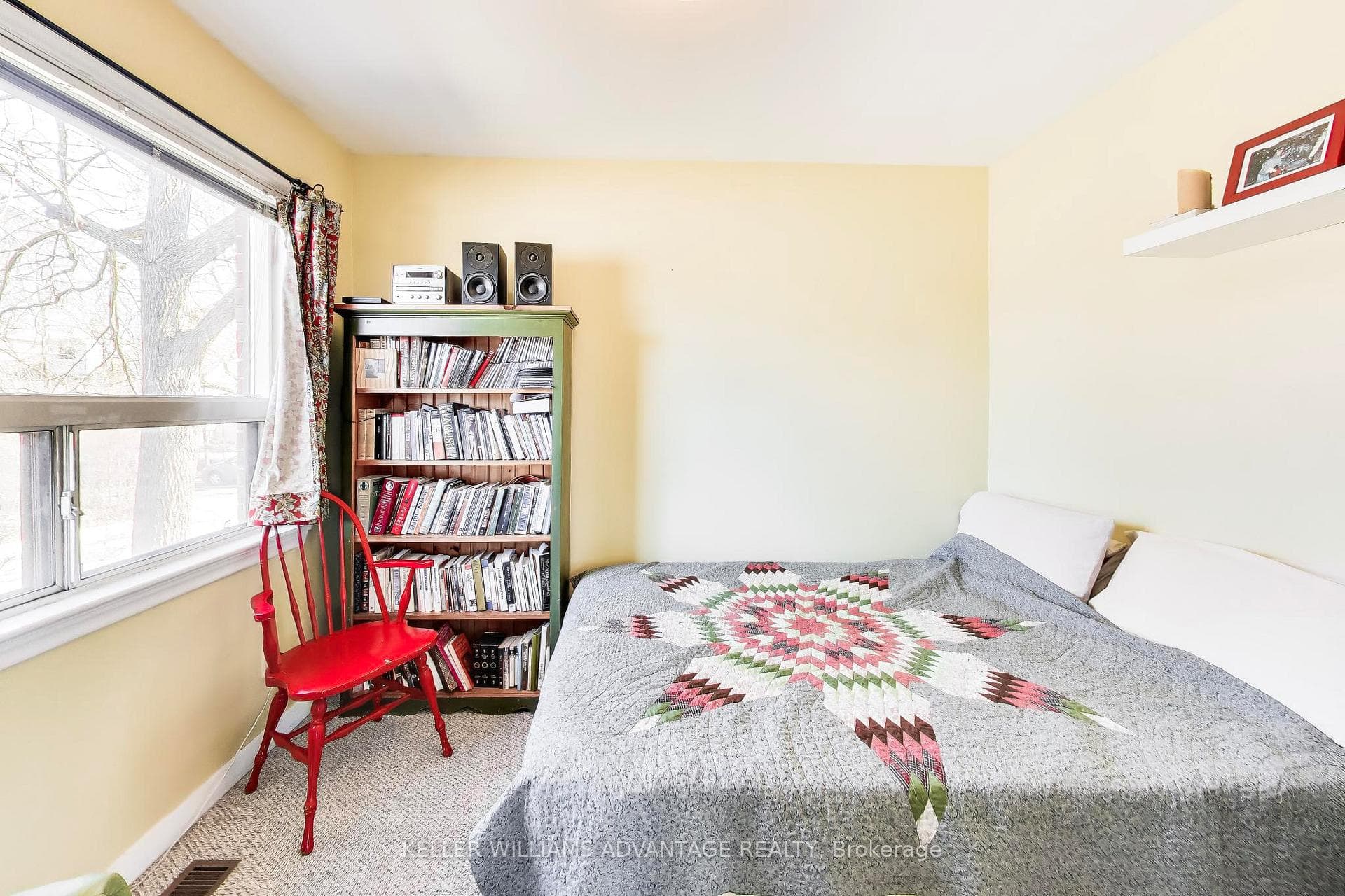 270 Glebemount Avenue photo 9