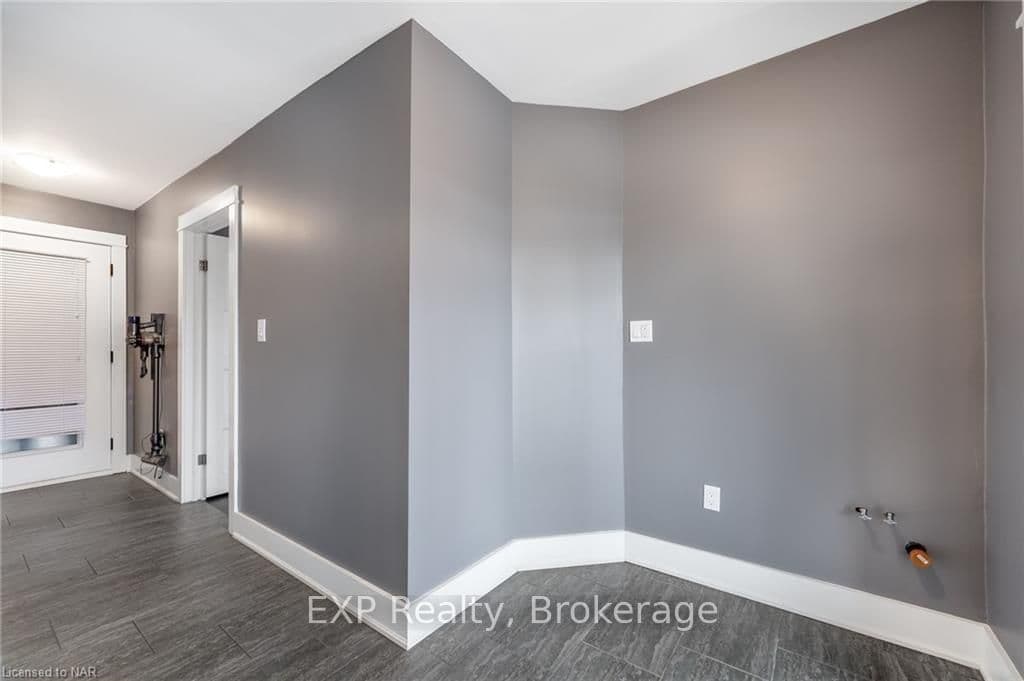 2758 PORTAGE Road photo 20