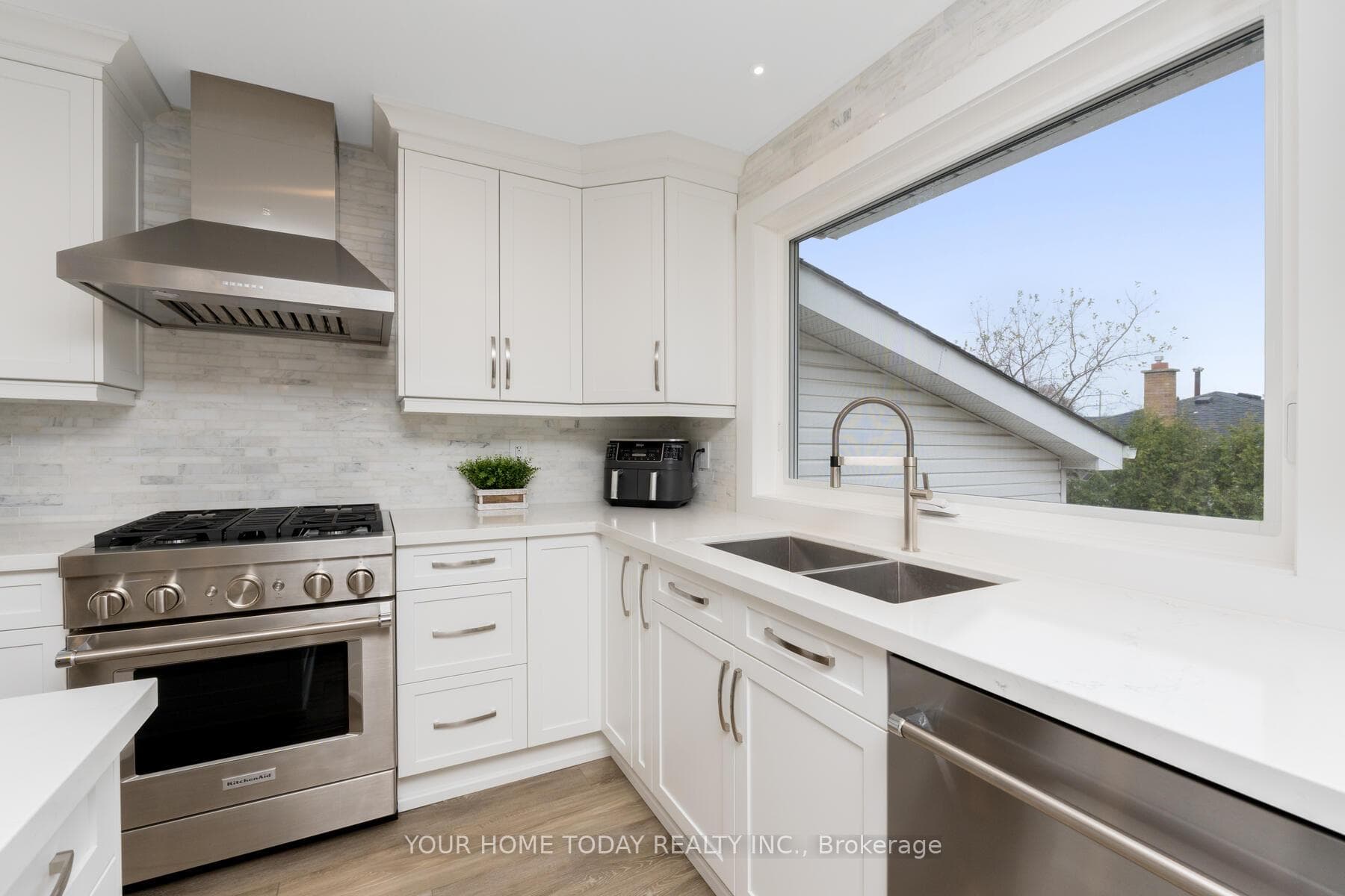 3 Regan Crescent photo 10