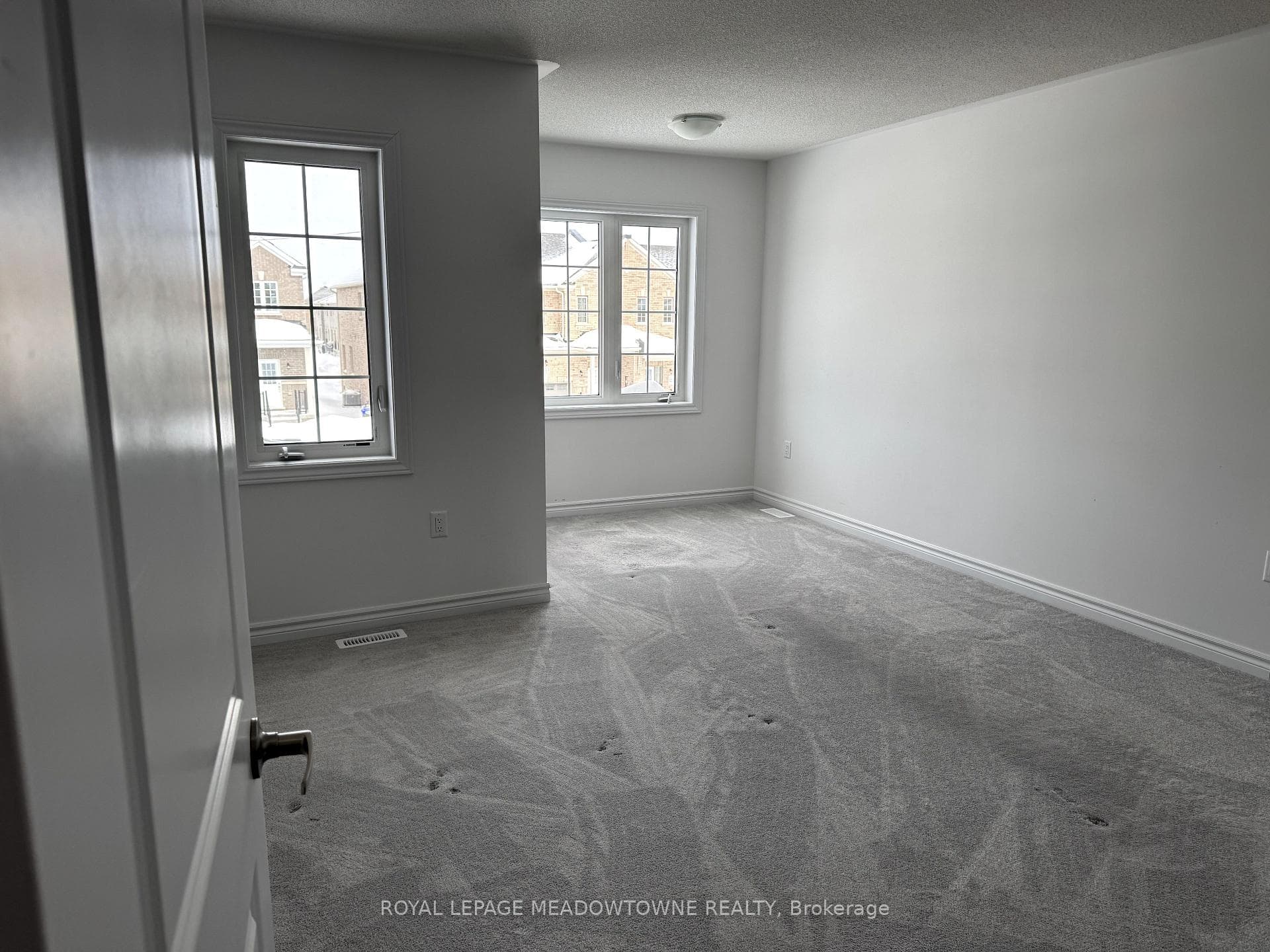 308 Russell Street photo 19