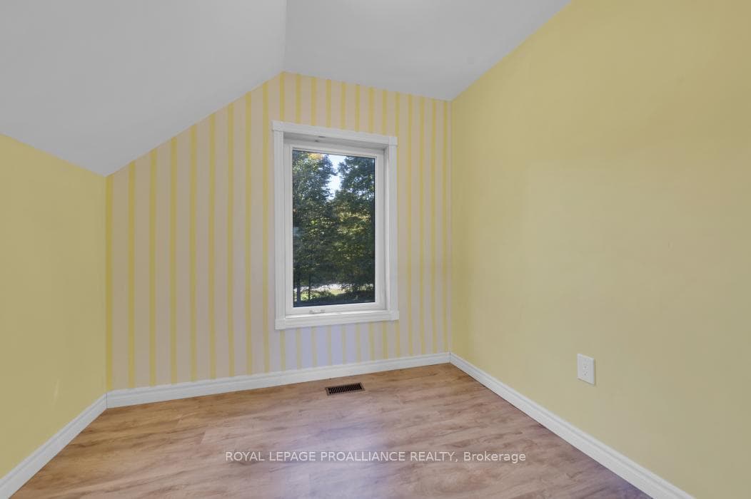 1147 Vanderwater Road photo 21