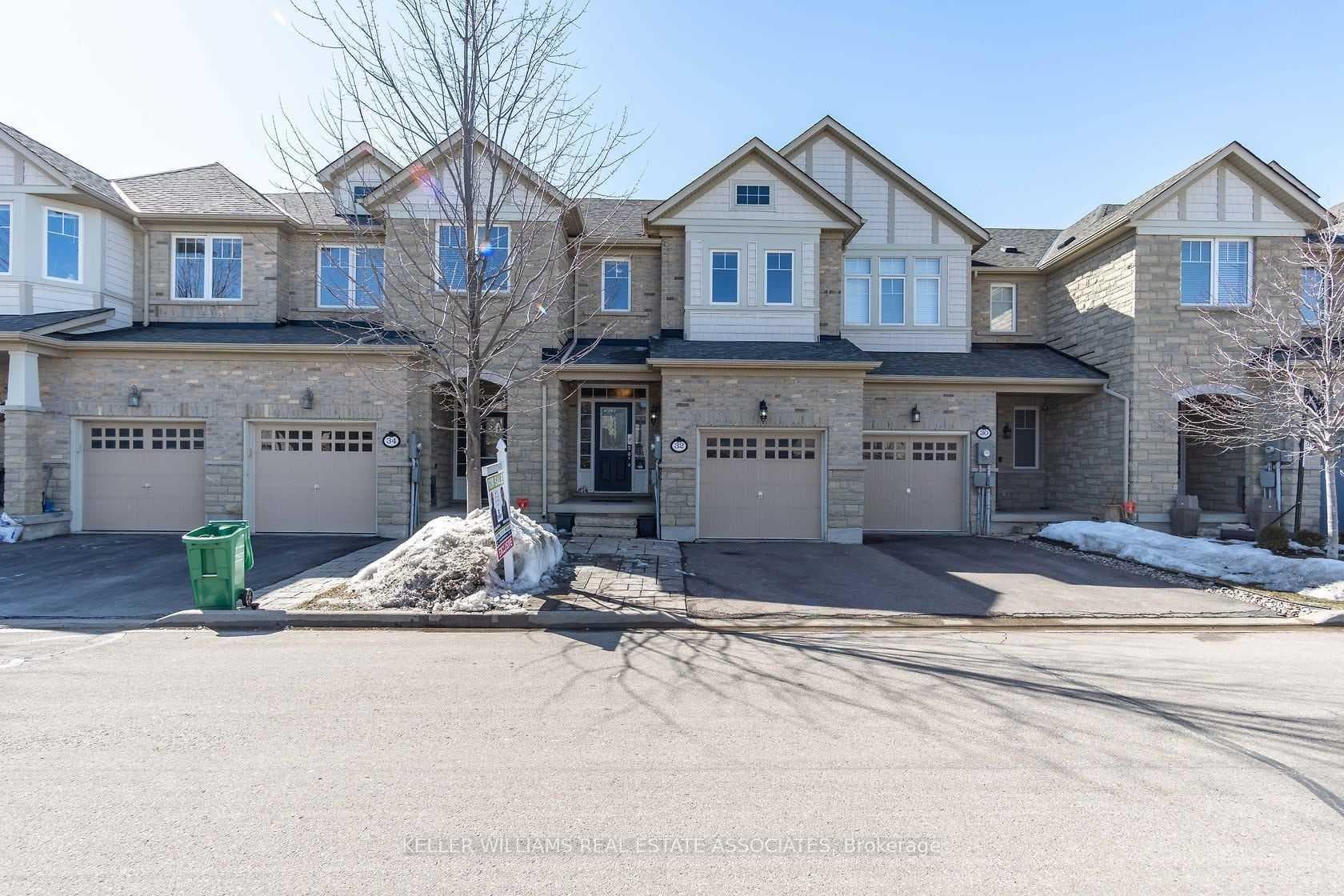 32 Cedarcrest Street photo 1