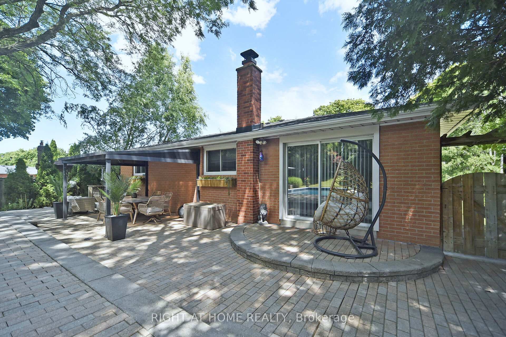 196 Bayview Fairways Drive photo 36