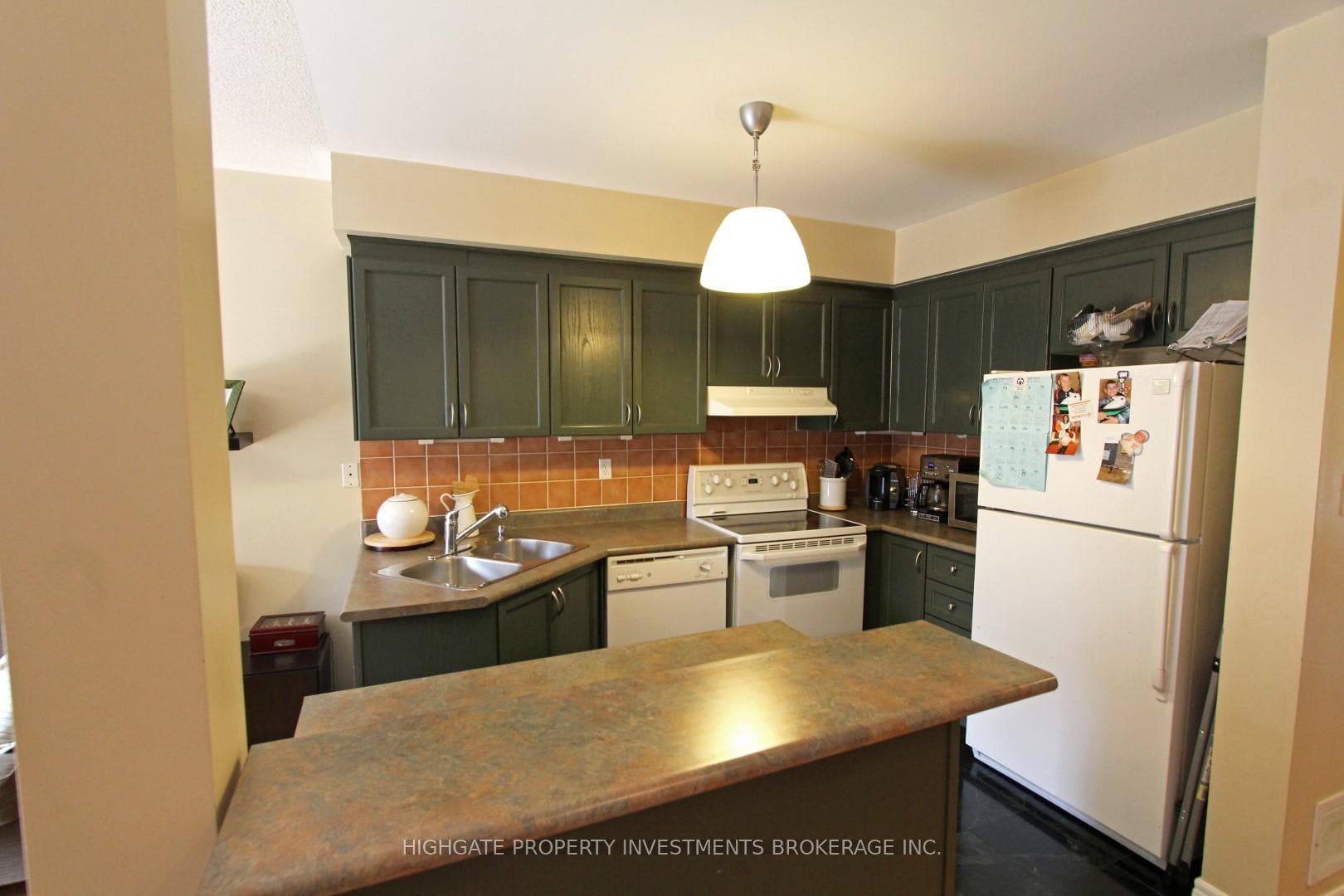 17 Carriage House Road photo 2