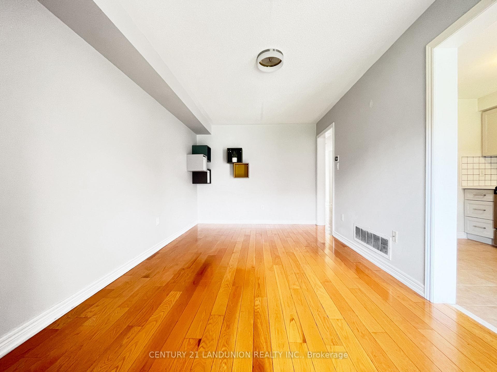 62 Zio Carlo Drive photo 3