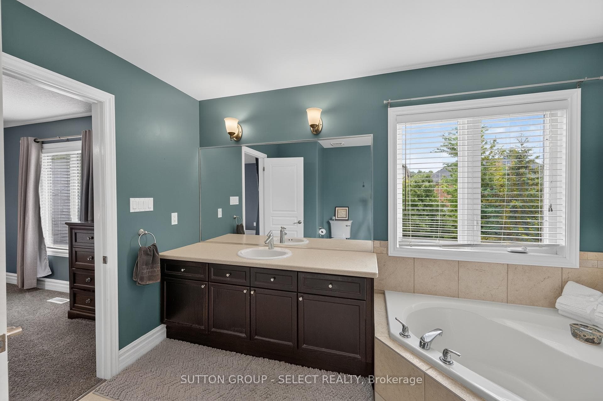 1388 Kains Woods Terrace photo 19