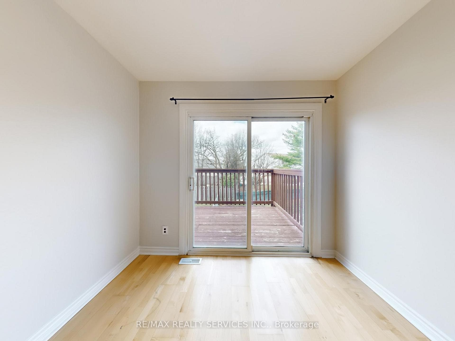 9 Glenridge Road photo 31