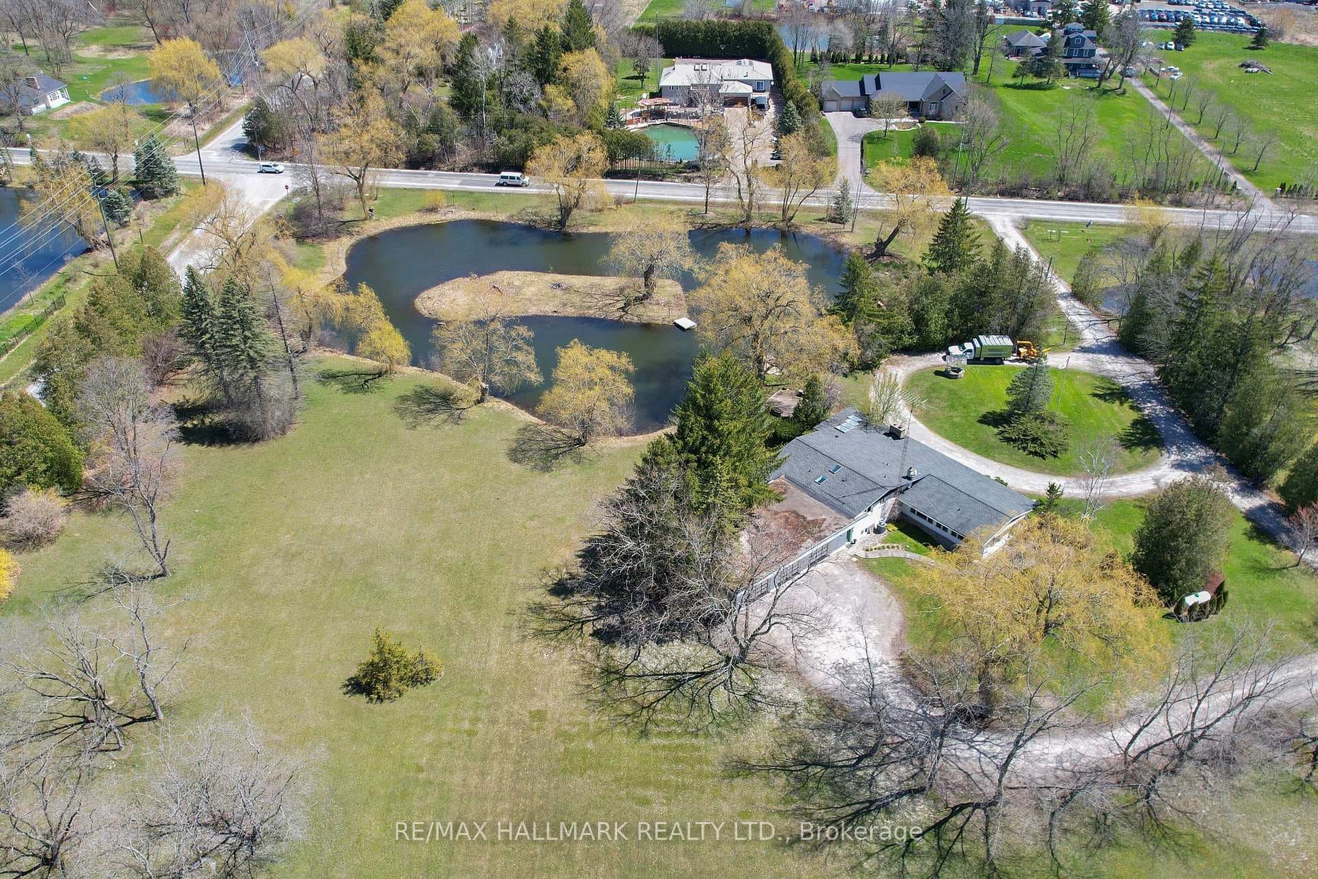 12982 Mccowan Road photo 1