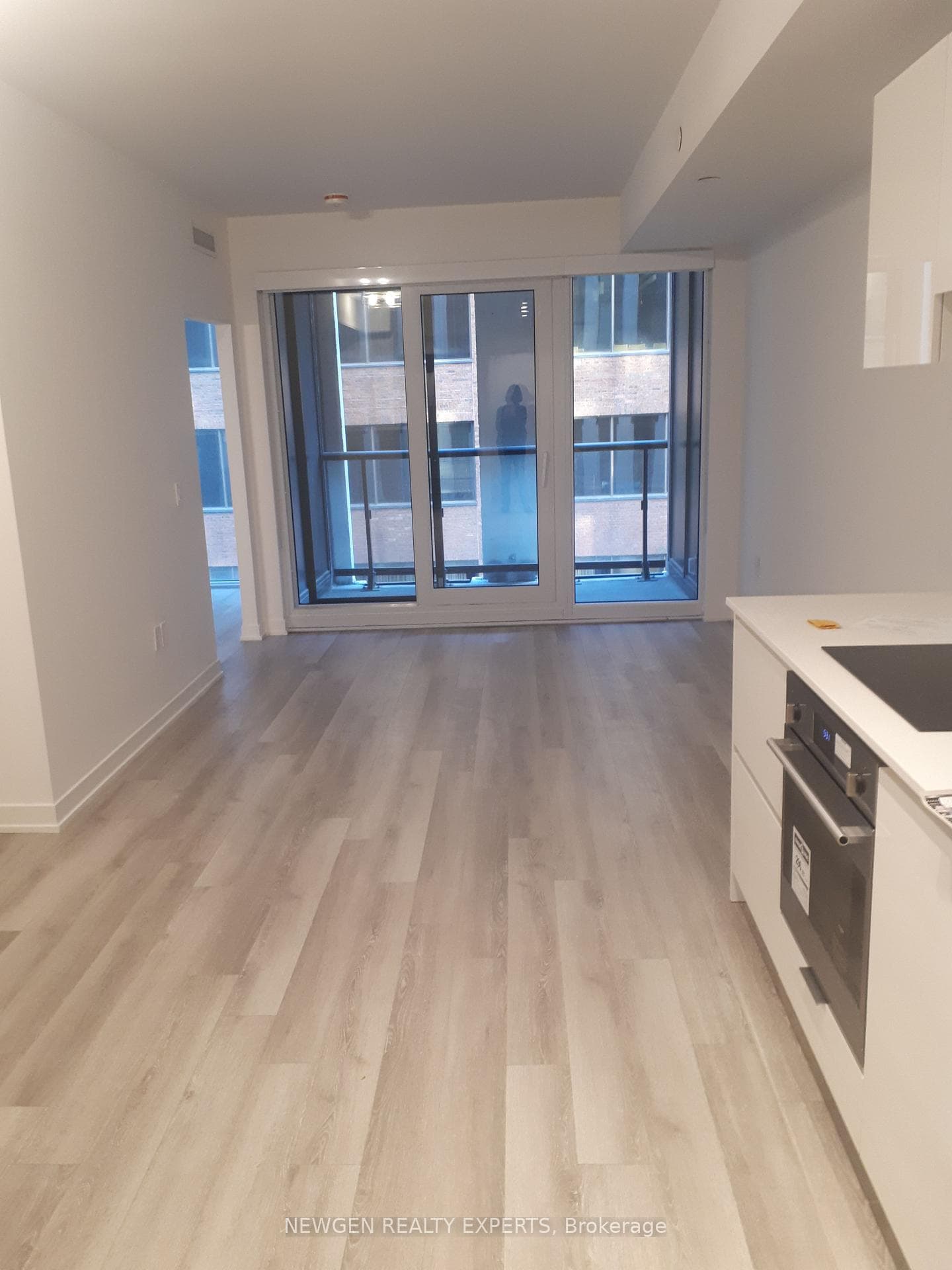 121 St Patrick Street Unit 423 photo 1