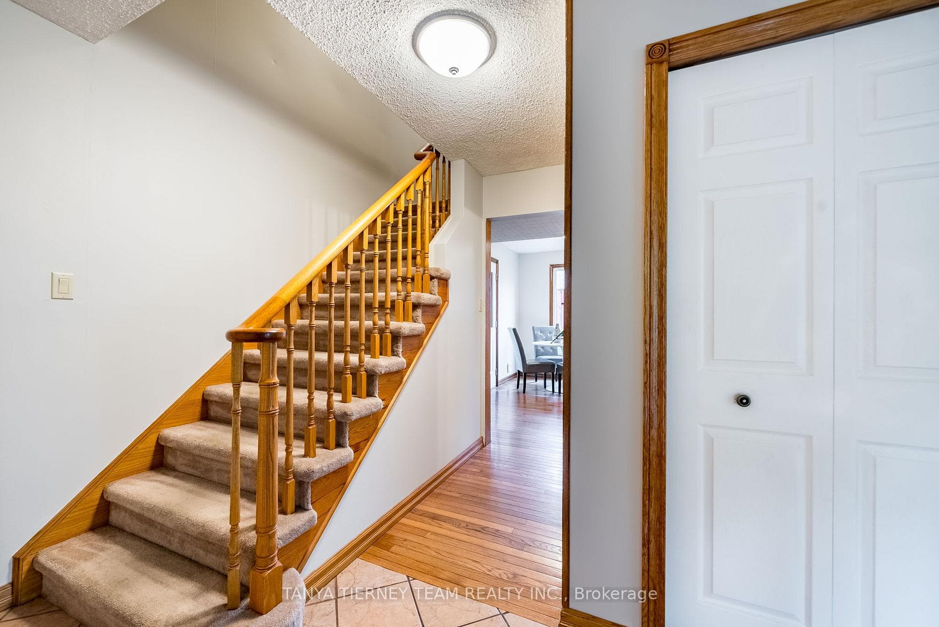 167 Woodlane Court photo 5