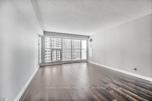 77 Harbour Square Unit 1606 photo 7