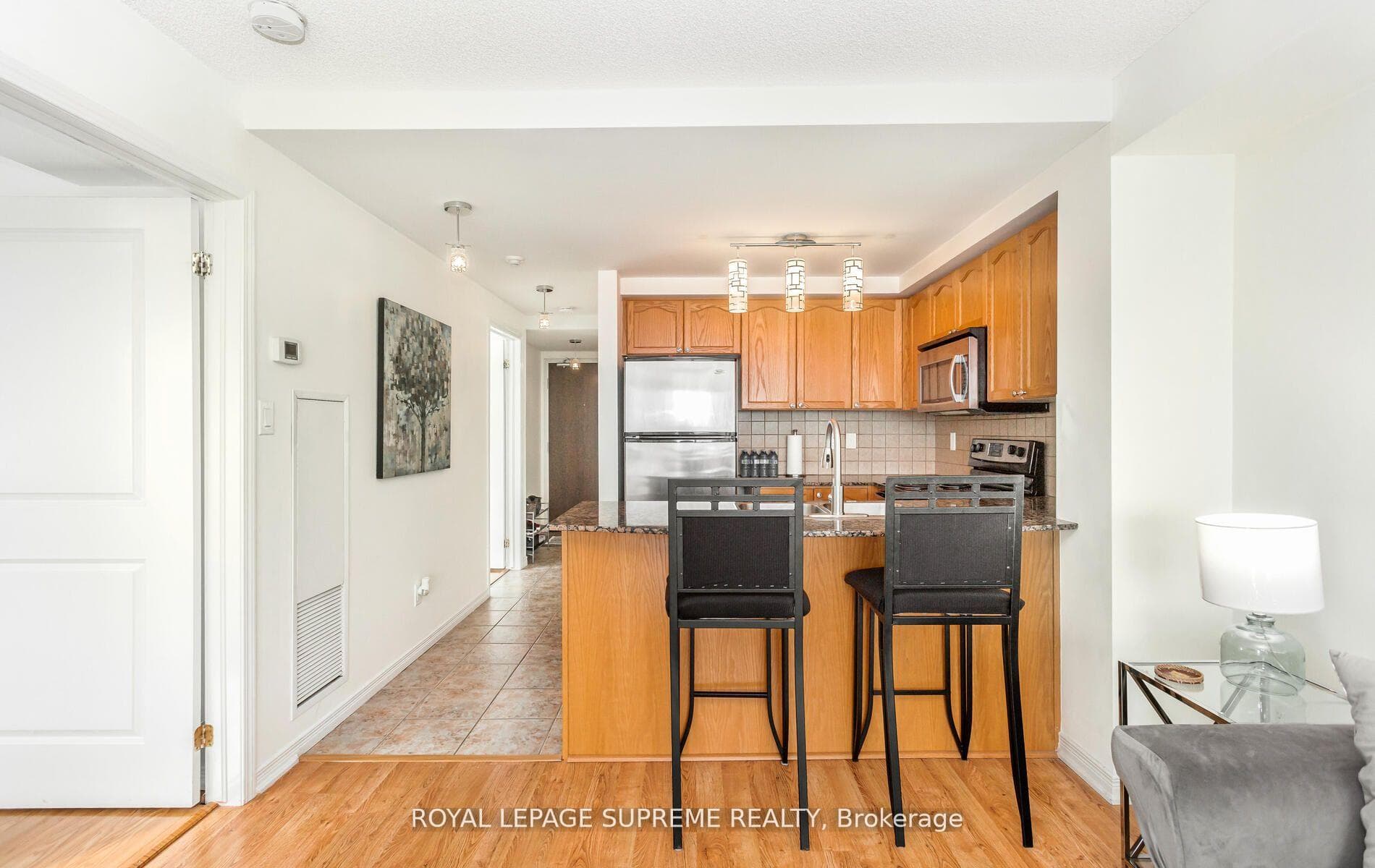 9 George Street Unit 1606 photo 12