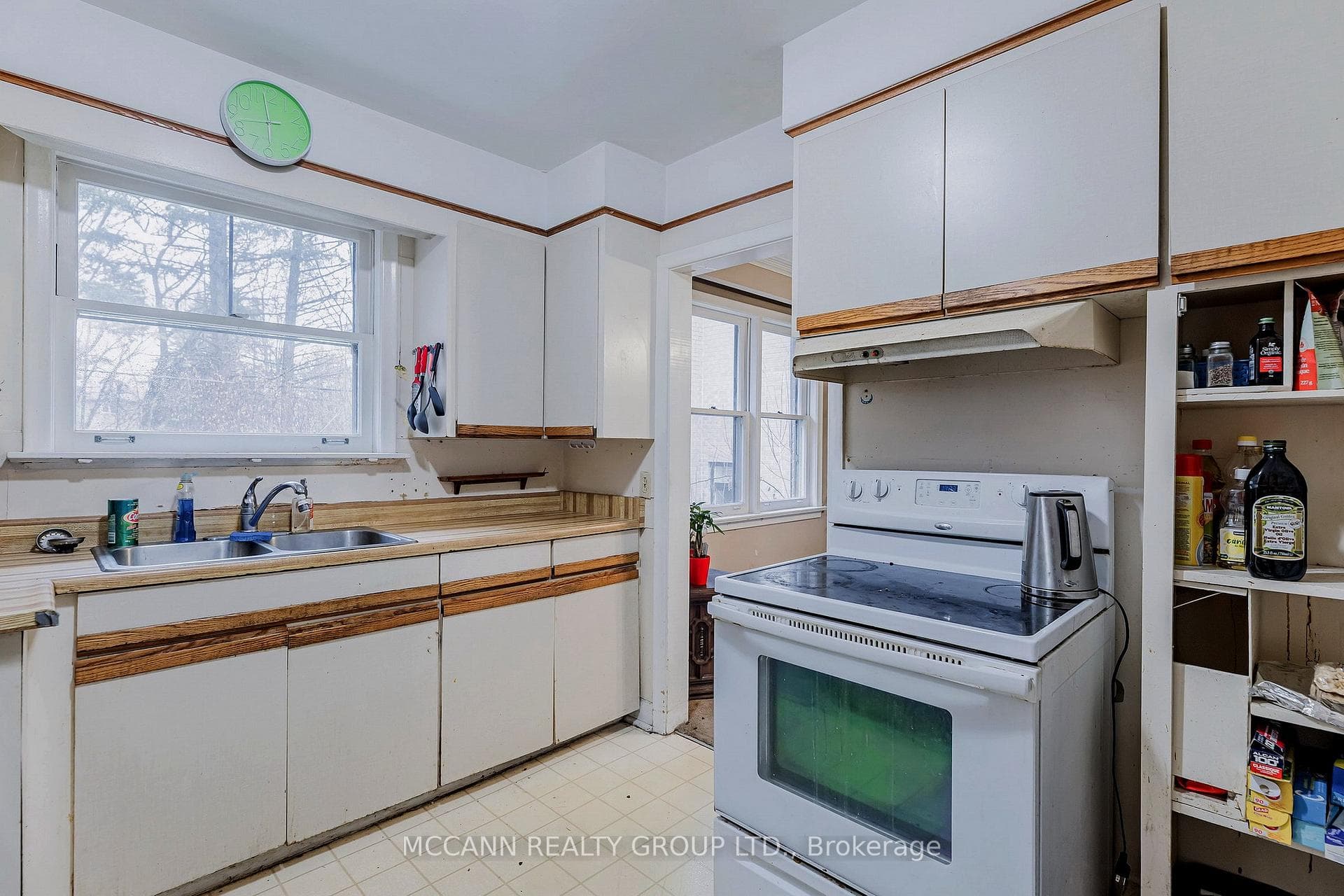 143 Horsham Avenue photo 15