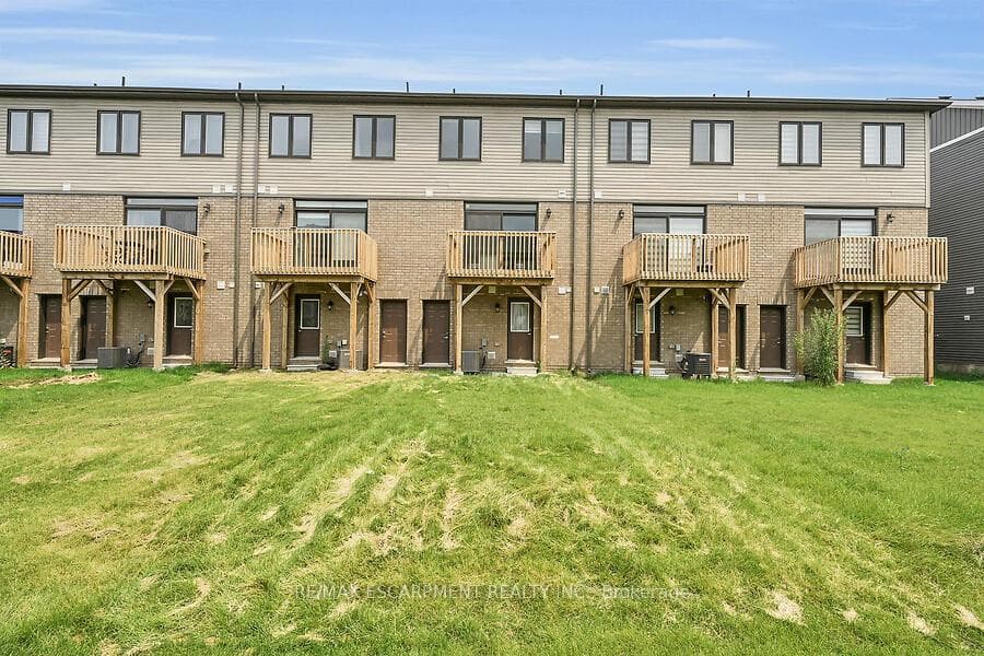 67 Holder Drive photo 30