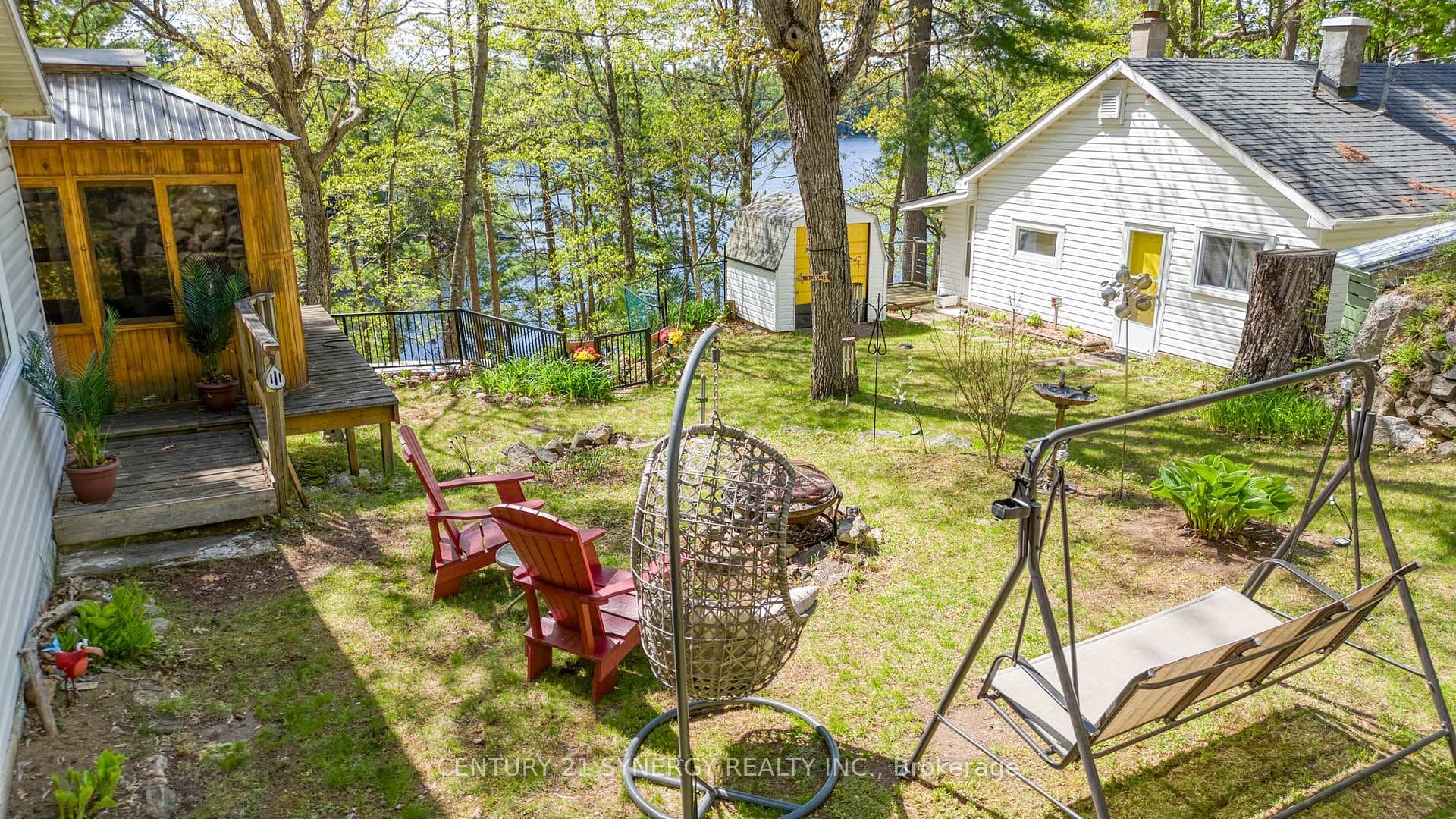 664 Raby Road photo 16