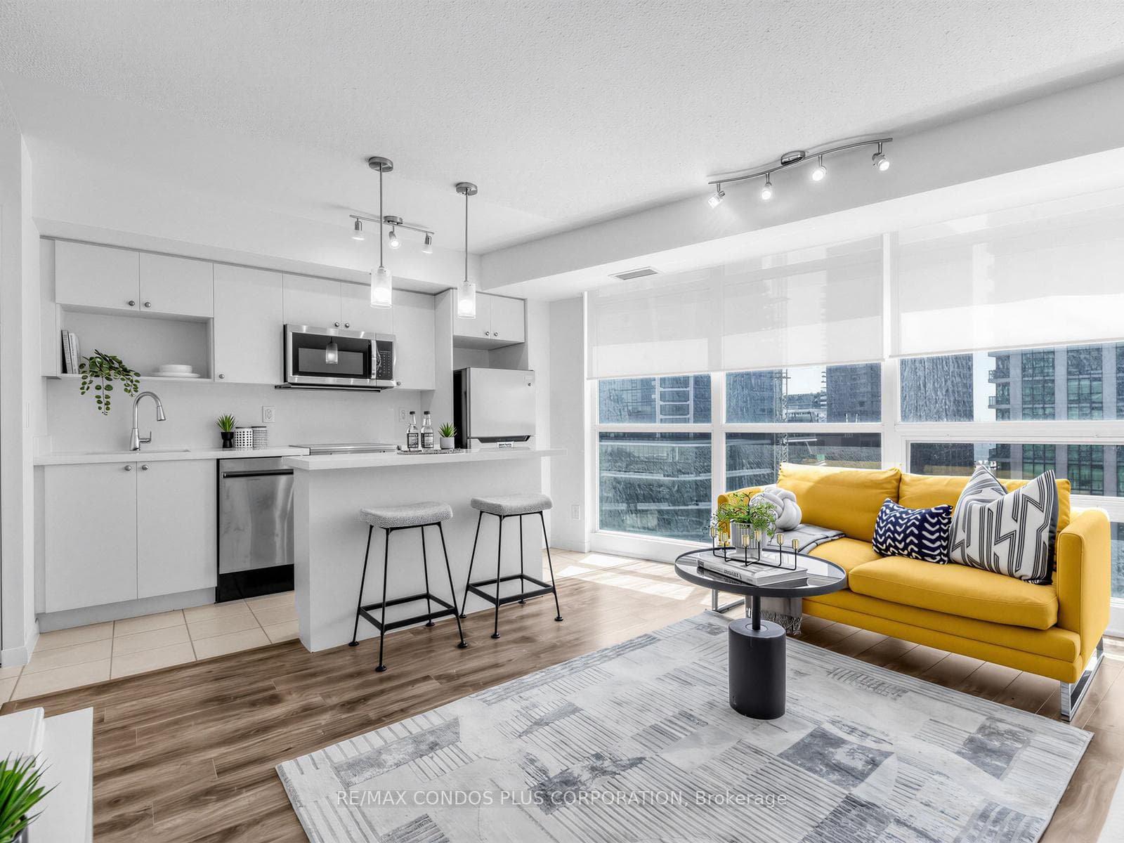 18 Yonge Street Unit 1012 photo 7