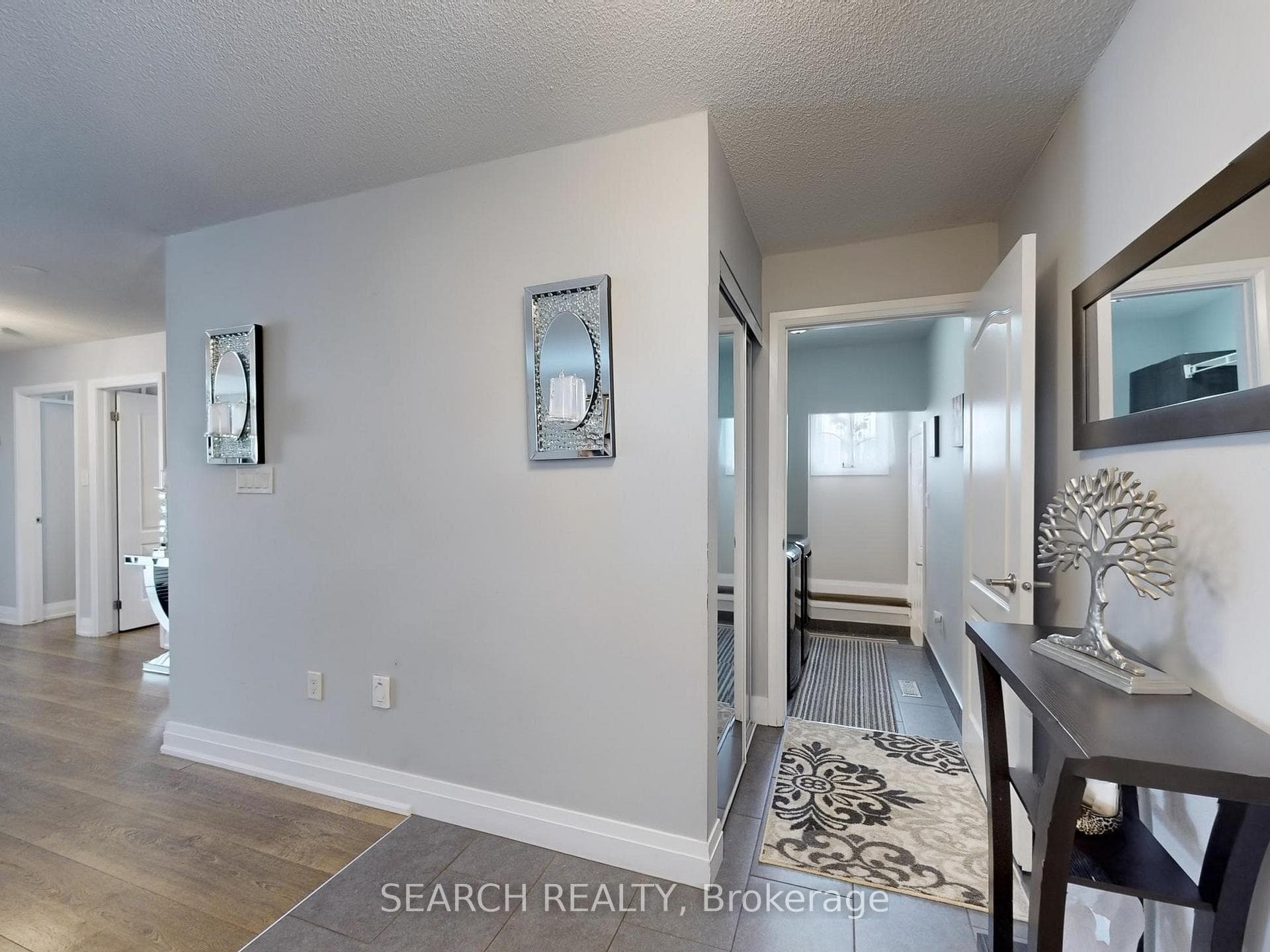 24 Hewitt Place photo 5