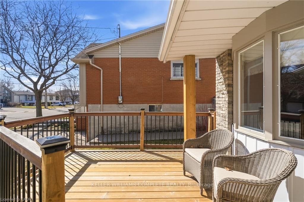 357 REXFORD Drive photo 3
