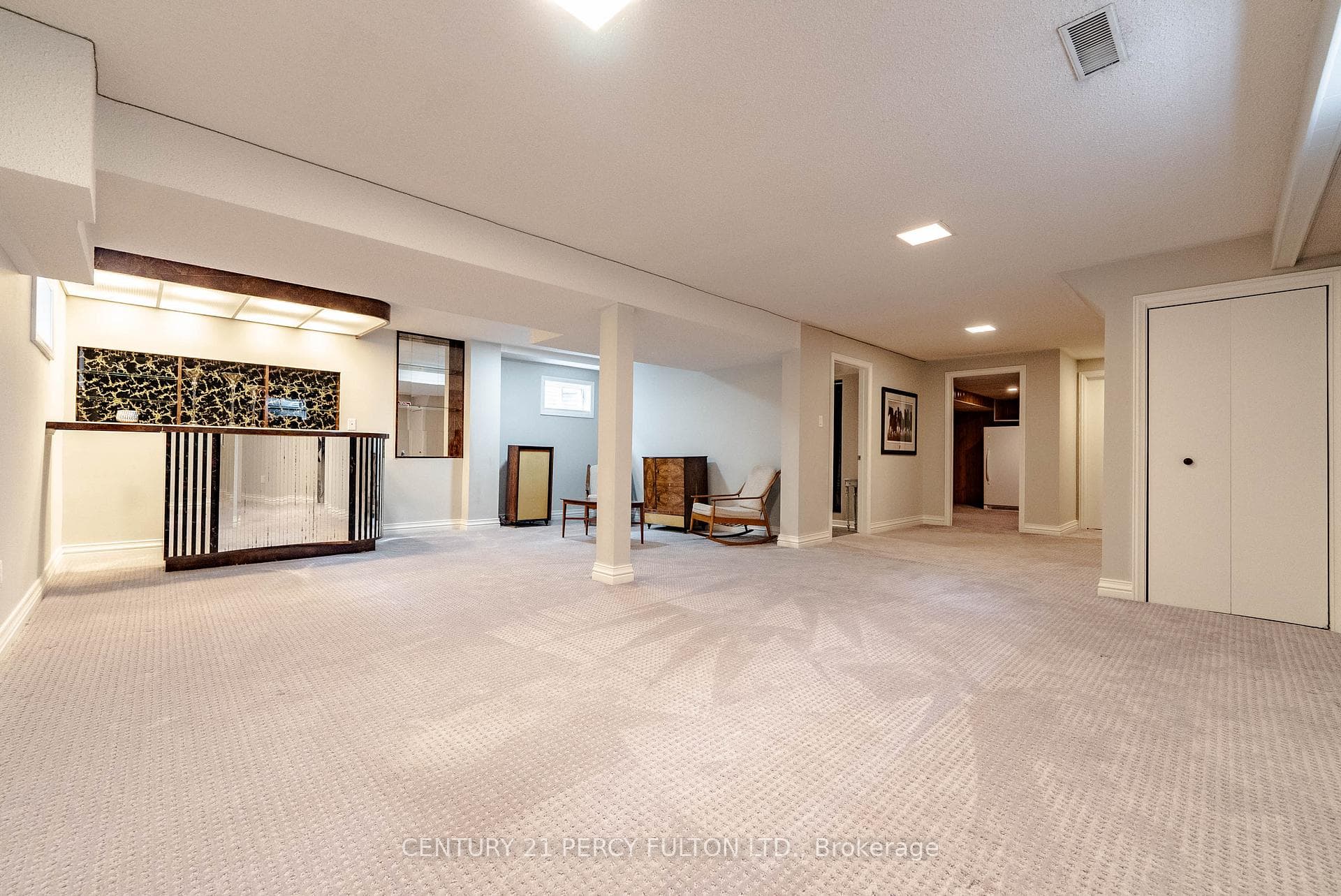 43 Placentia Boulevard photo 31