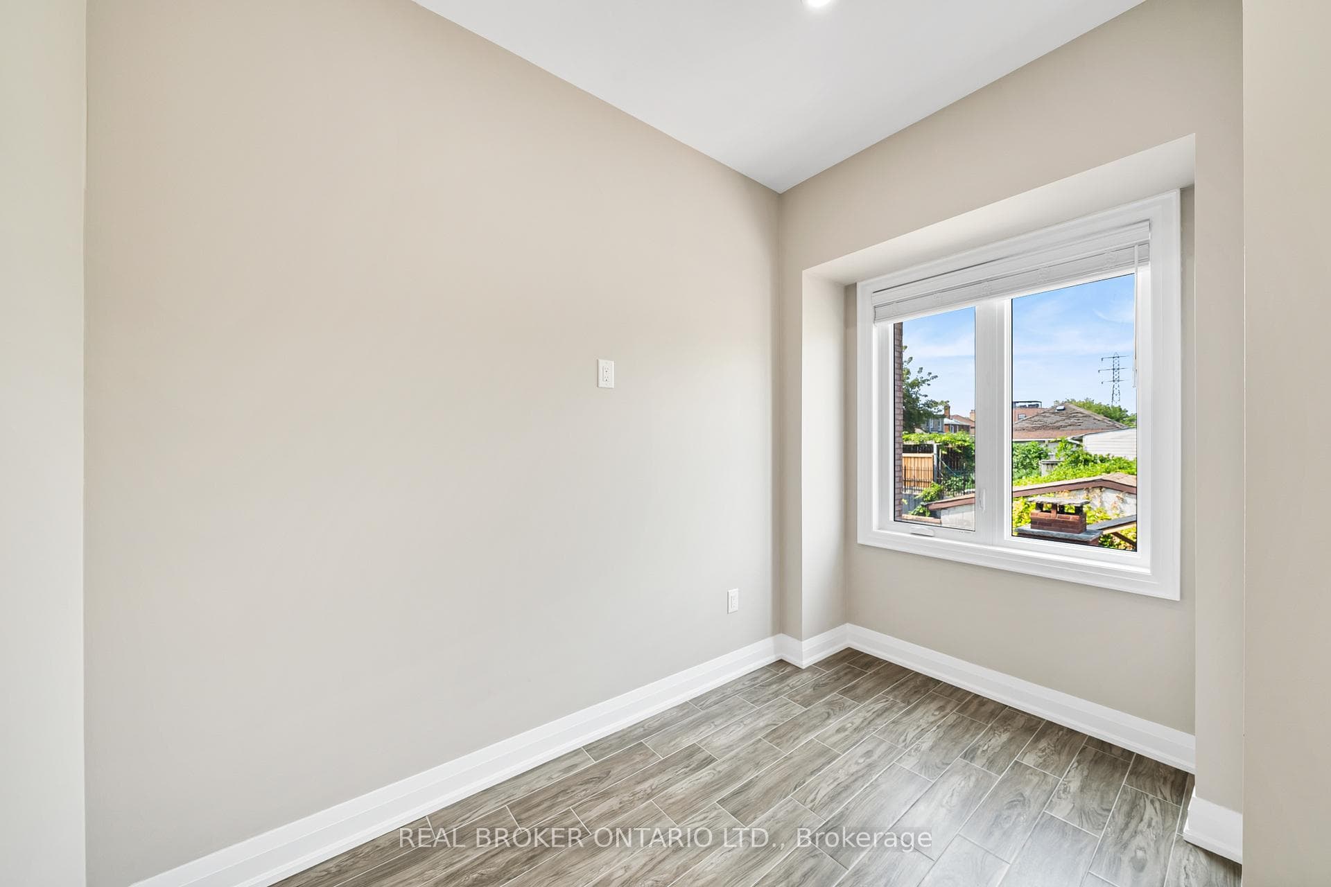 12 Kipping Avenue photo 17