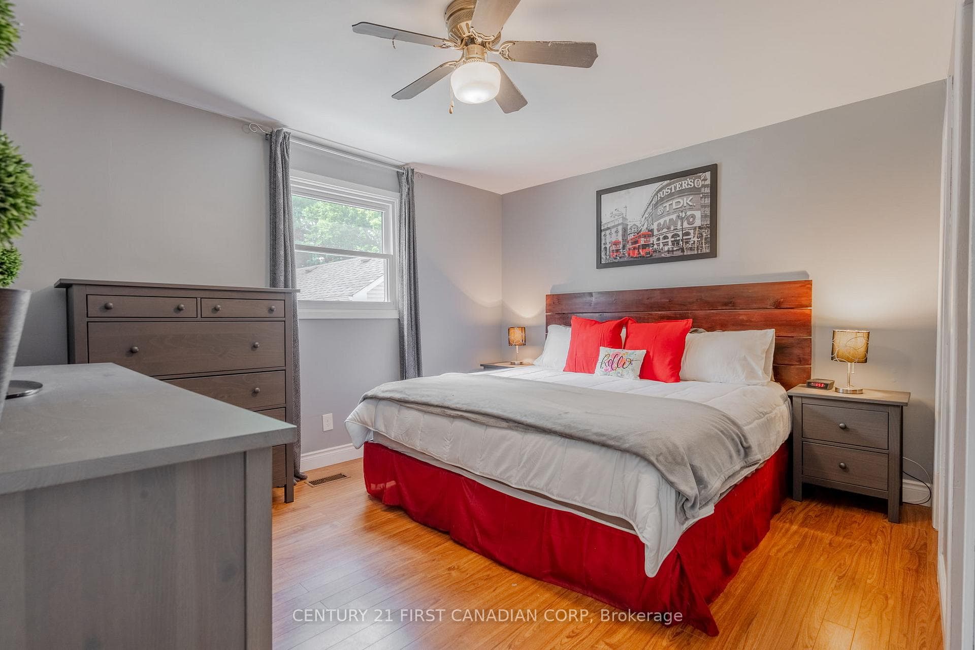75 Hume Street photo 21