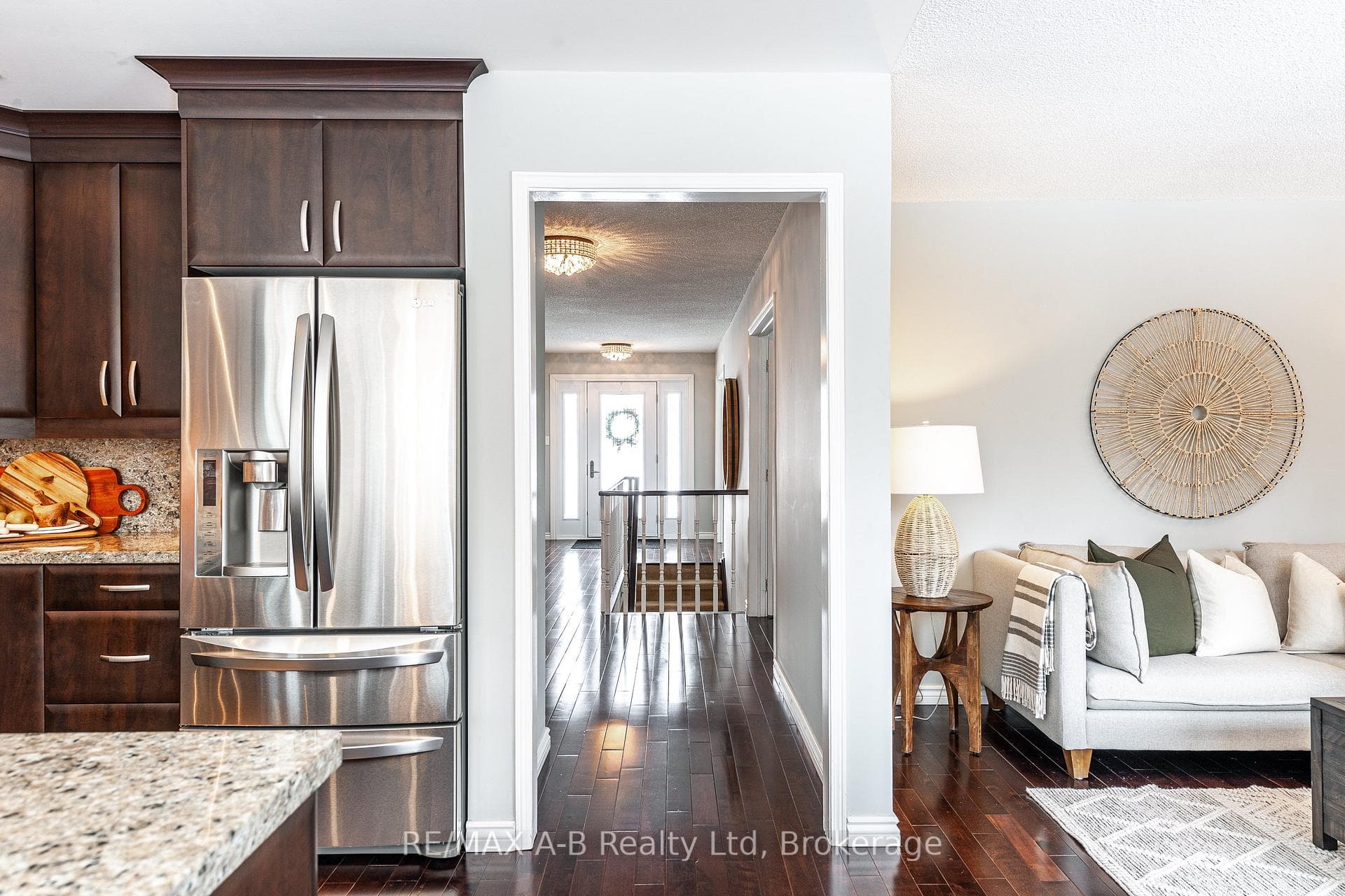 30 Nicholson Crescent photo 12