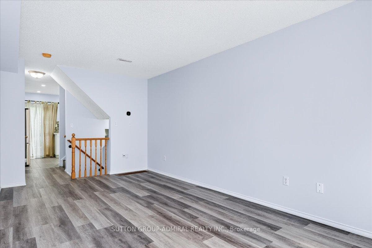 75 Strathaven Drive Unit 35 photo 9