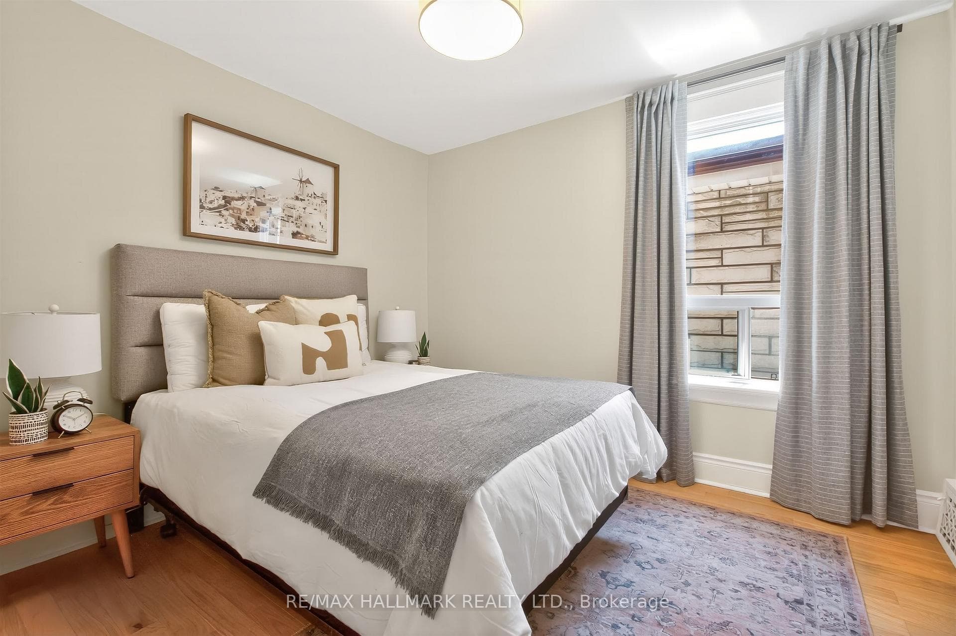 687 Durie Street photo 21