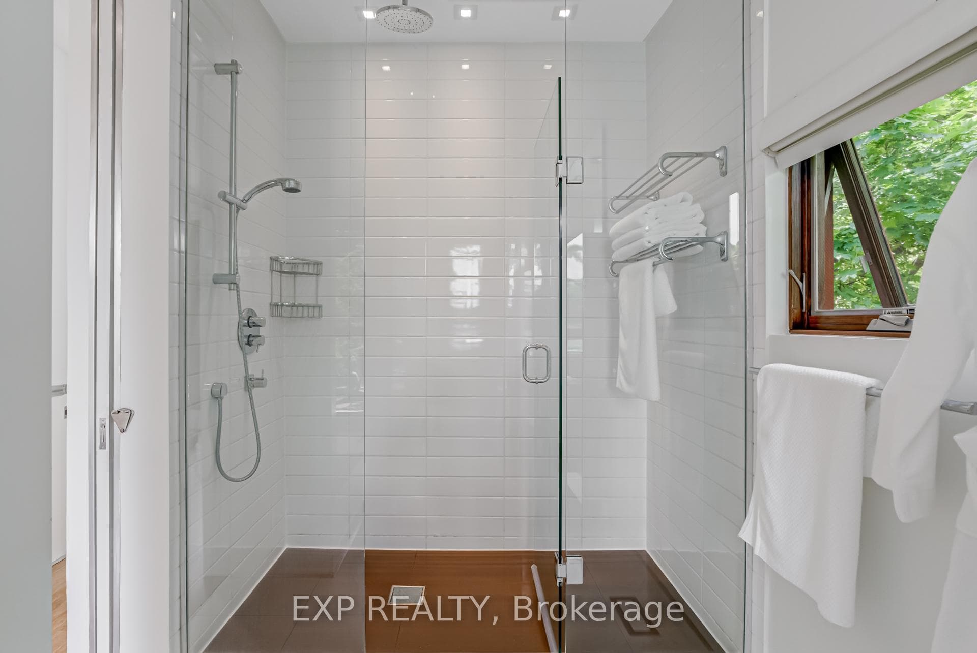 26 Richmond Drive photo 21