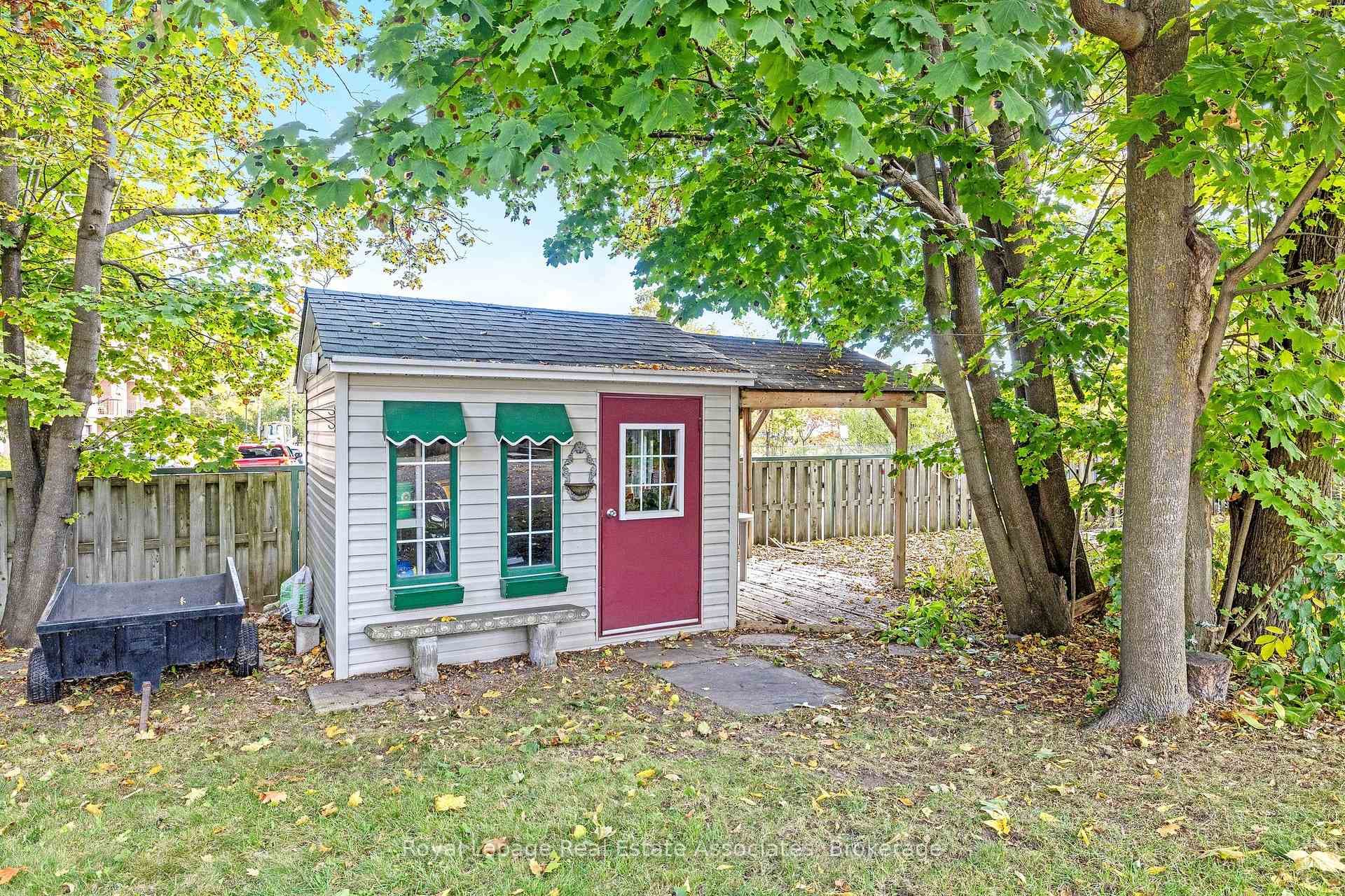 85 and 0 Guelph Street photo 43