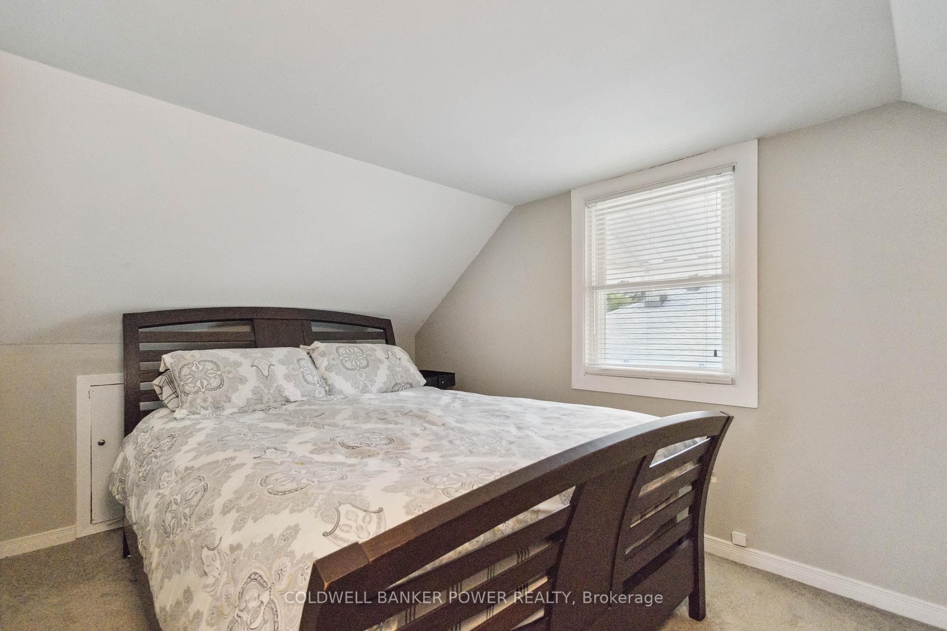 378 Argyle Street photo 16