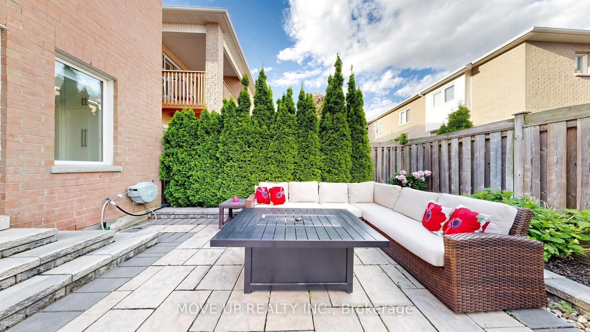 89 Chagall Drive photo 48