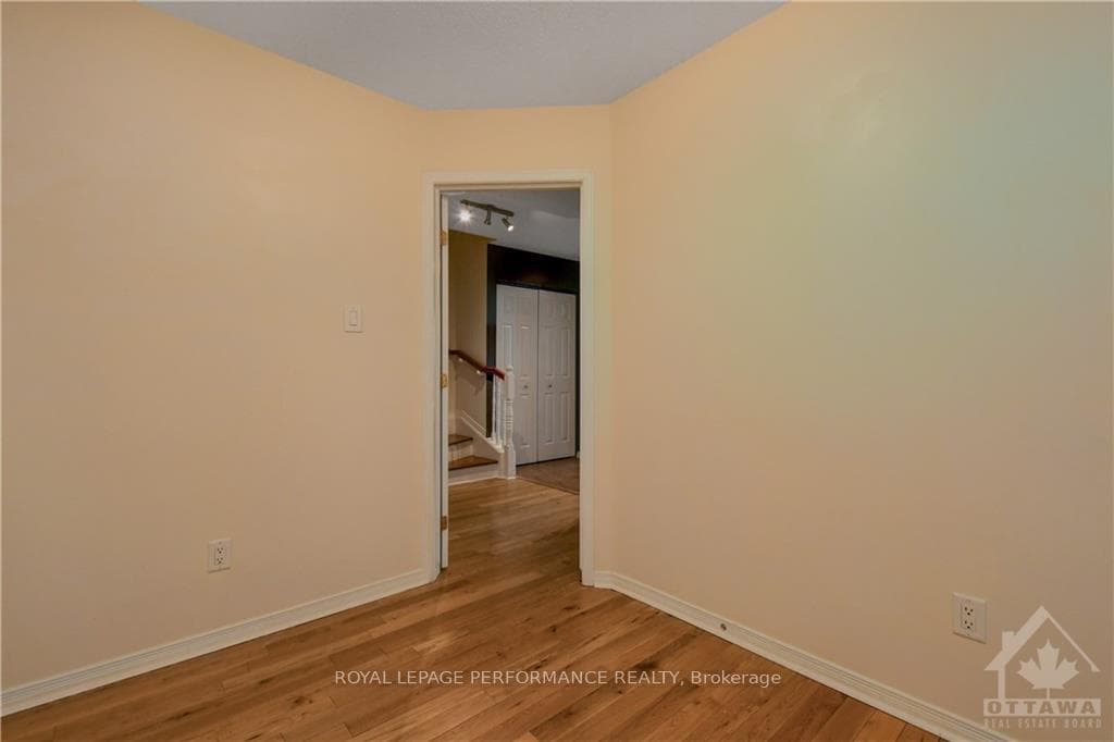 136 FORDHAM N/A photo 5