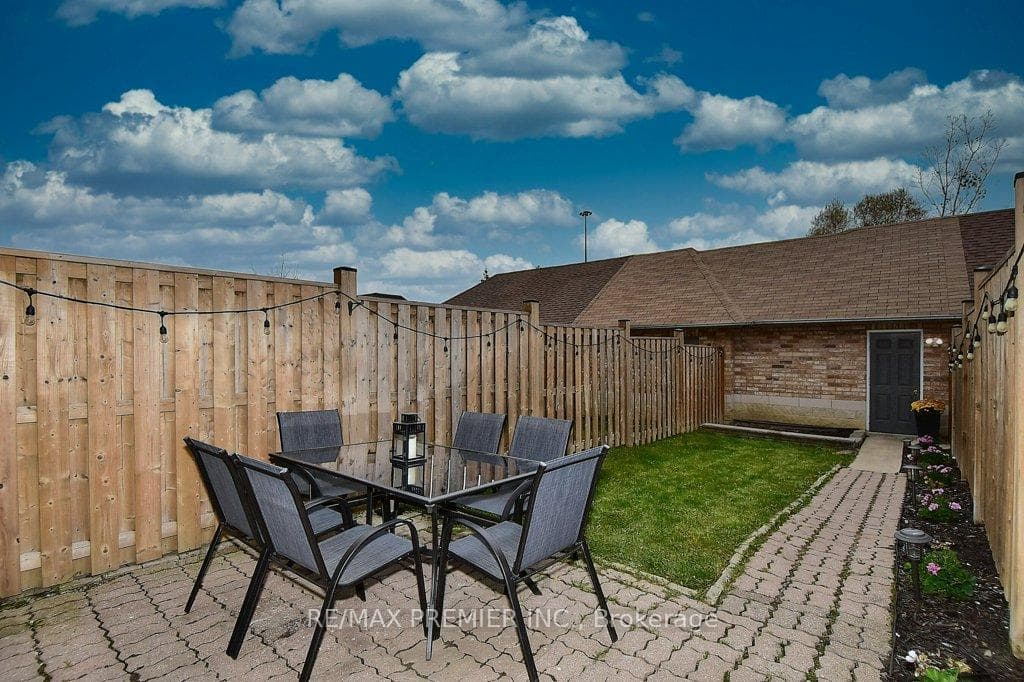 84 Rory Road photo 26