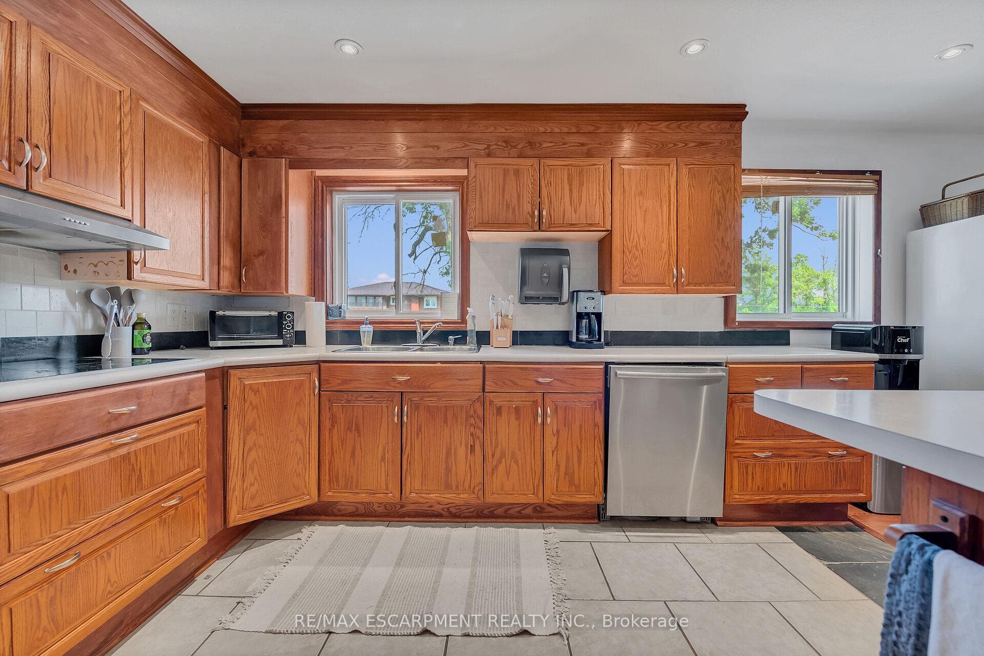 617 Eighth Road photo 27