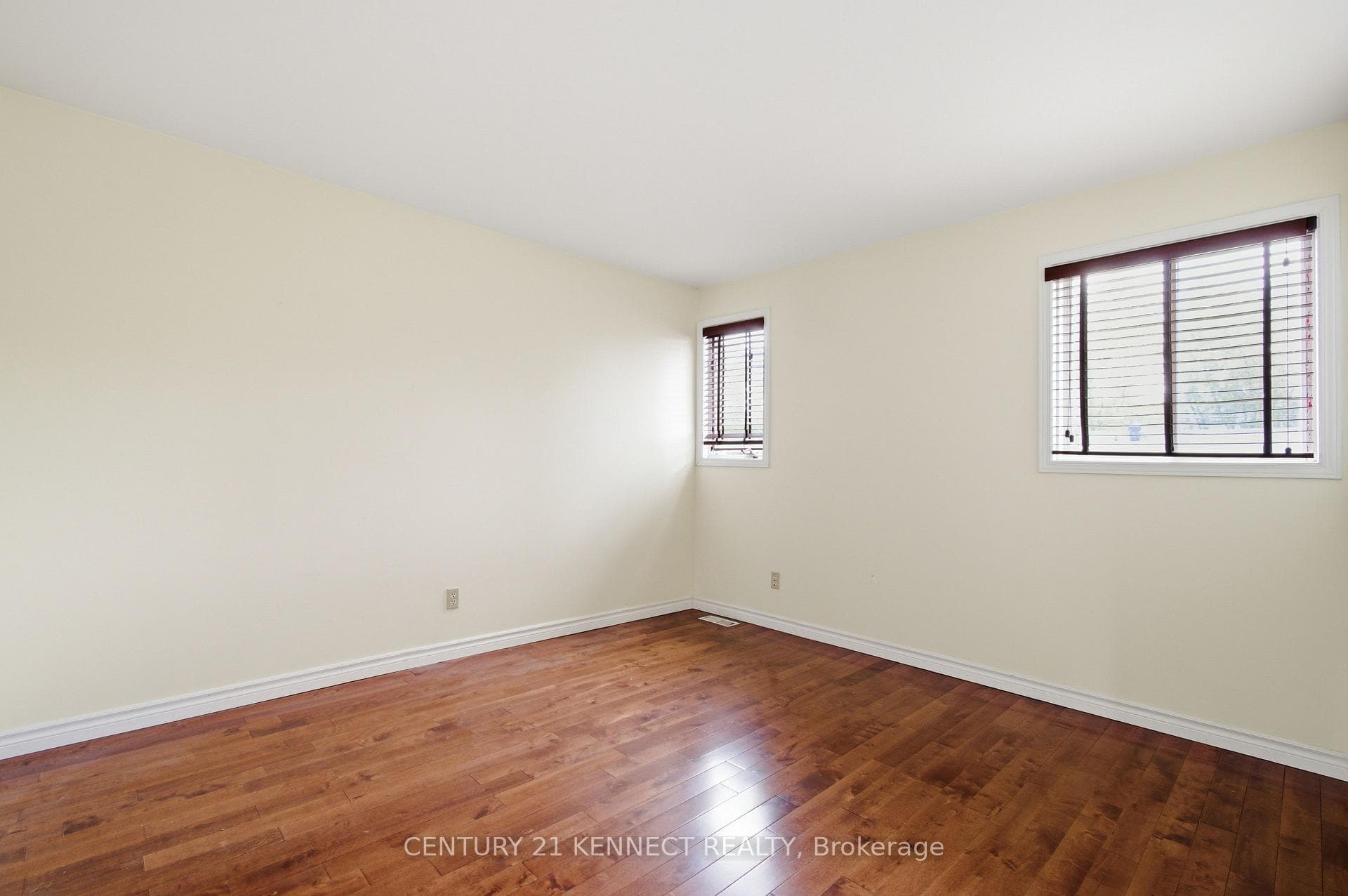 848 Fairlawn Avenue photo 20