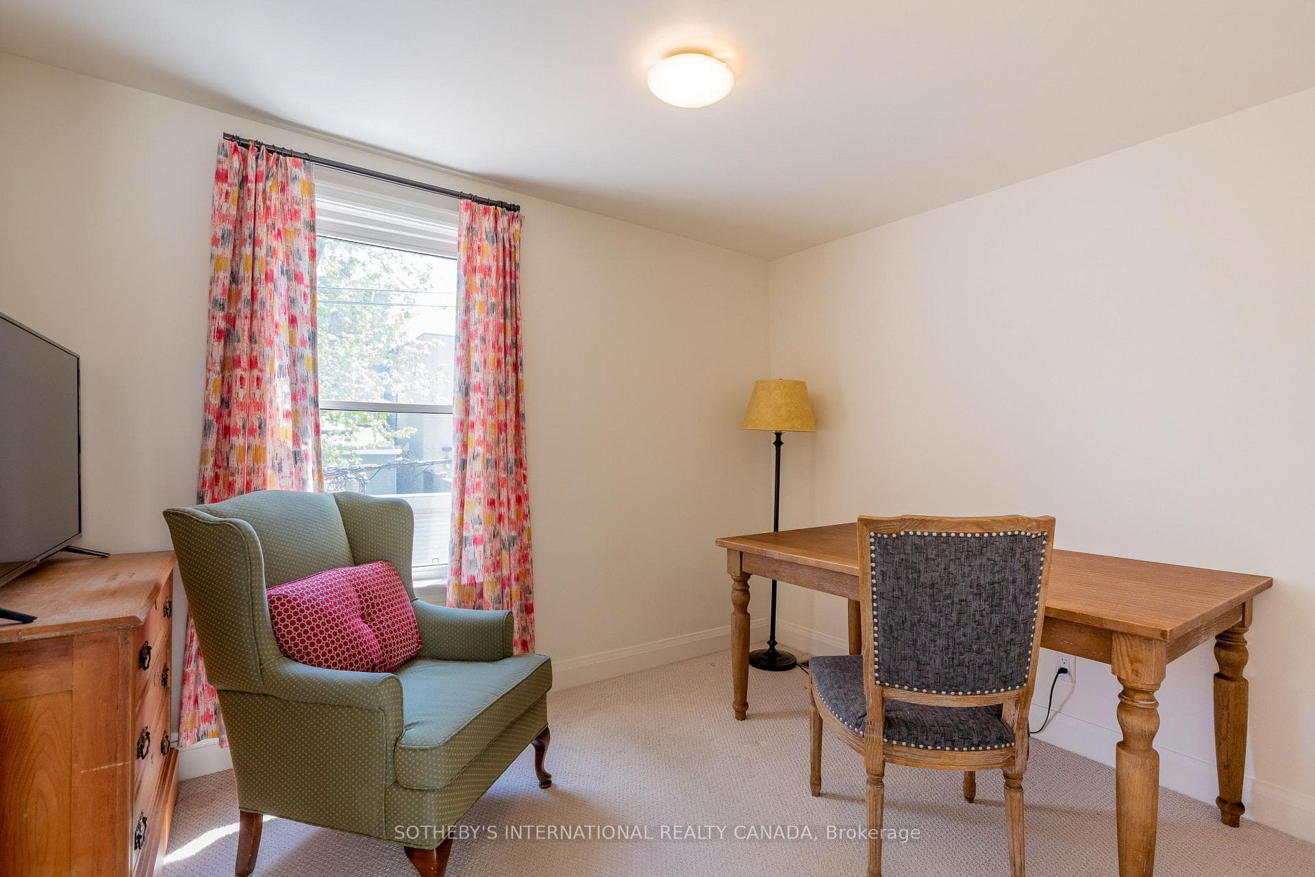15 Alpha Avenue photo 13