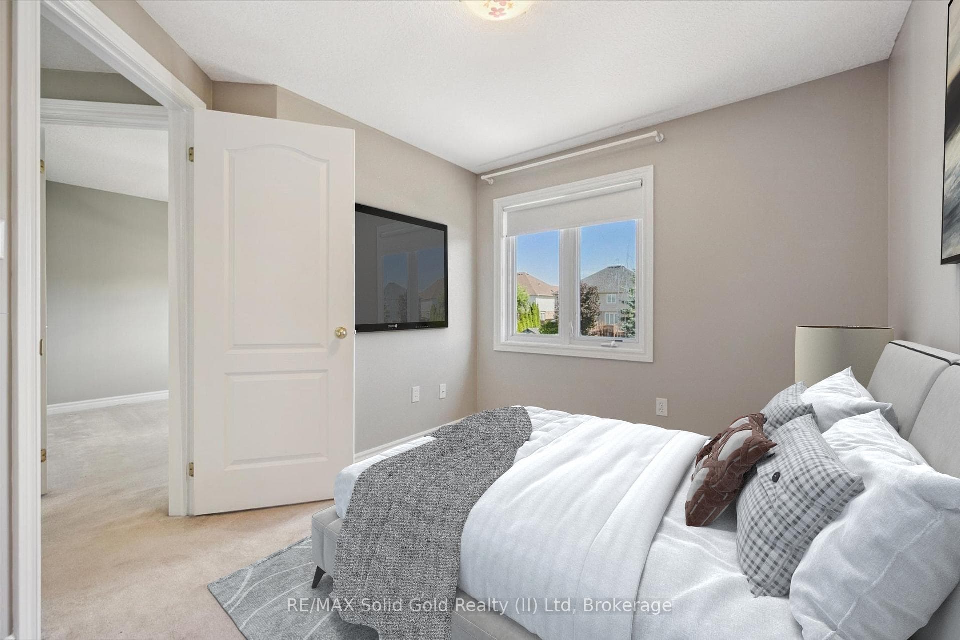 543 Victoria Road photo 32