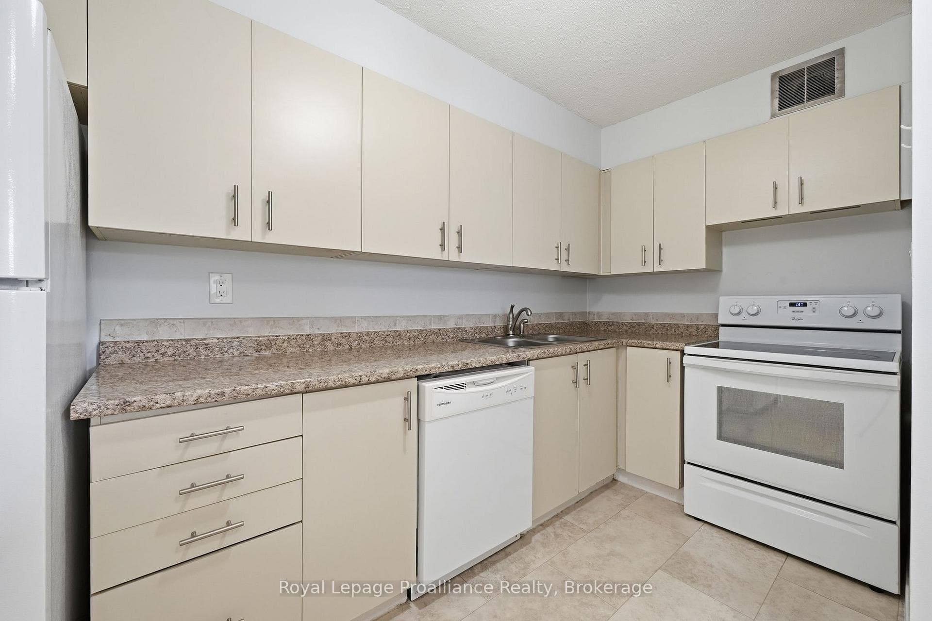 344 Front Street Unit 302 photo 10