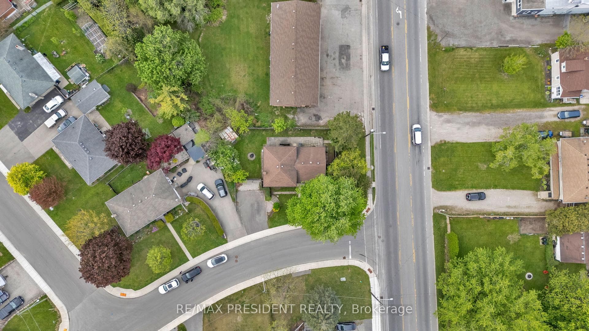265 Catharine Street photo 6