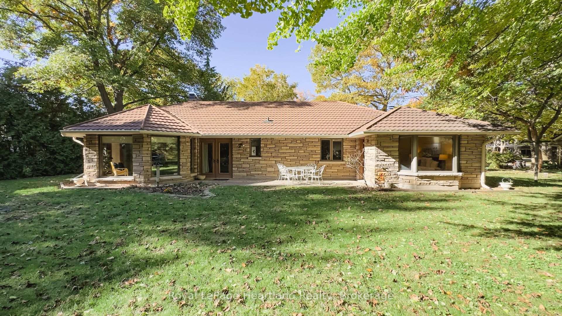 81364 Champlain Boulevard photo 45