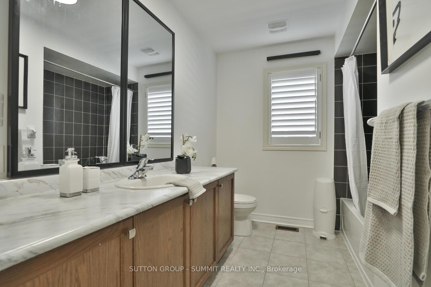 629 Mockridge Terrace photo 15