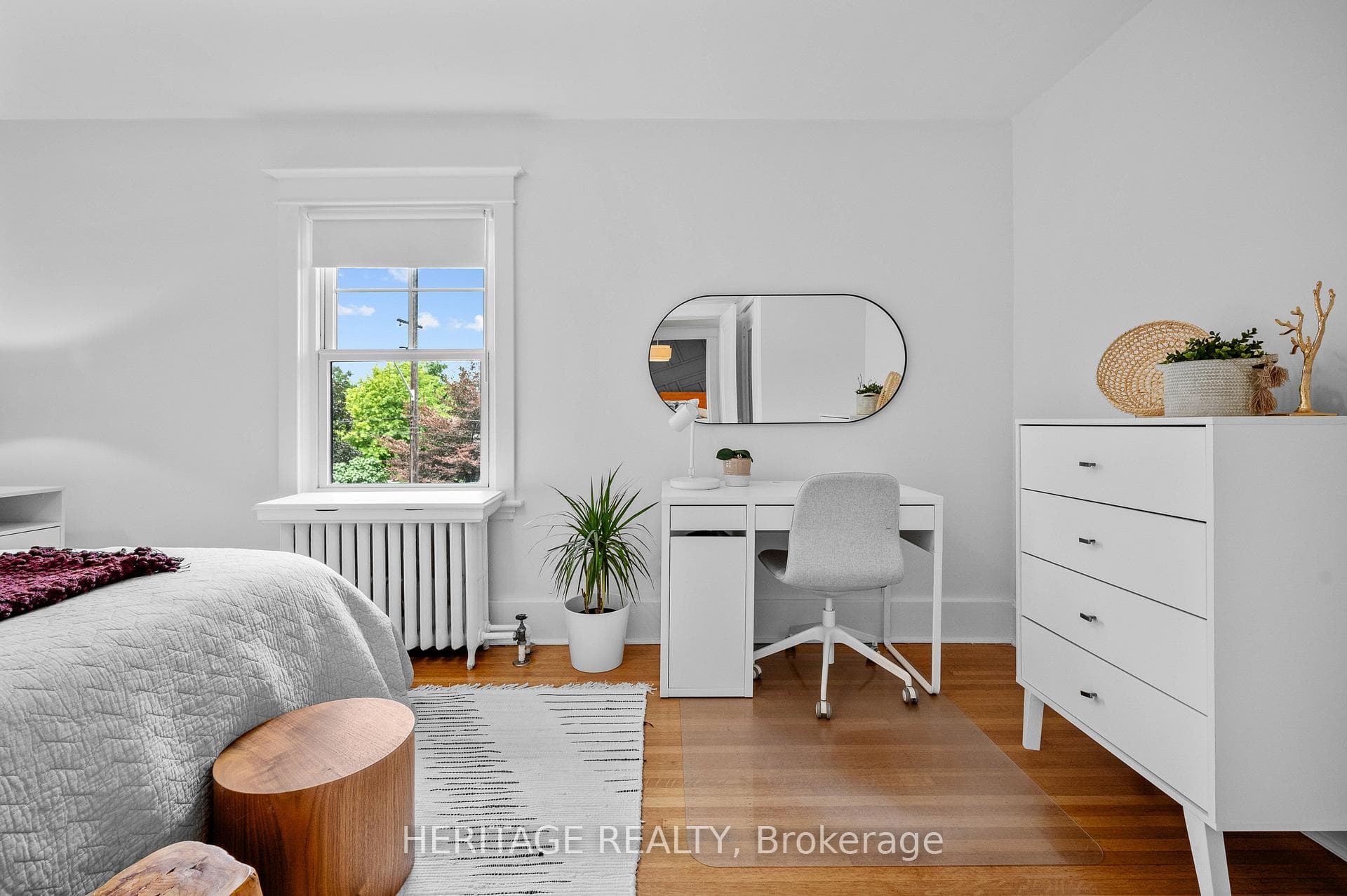 146 Delaware Avenue photo 26